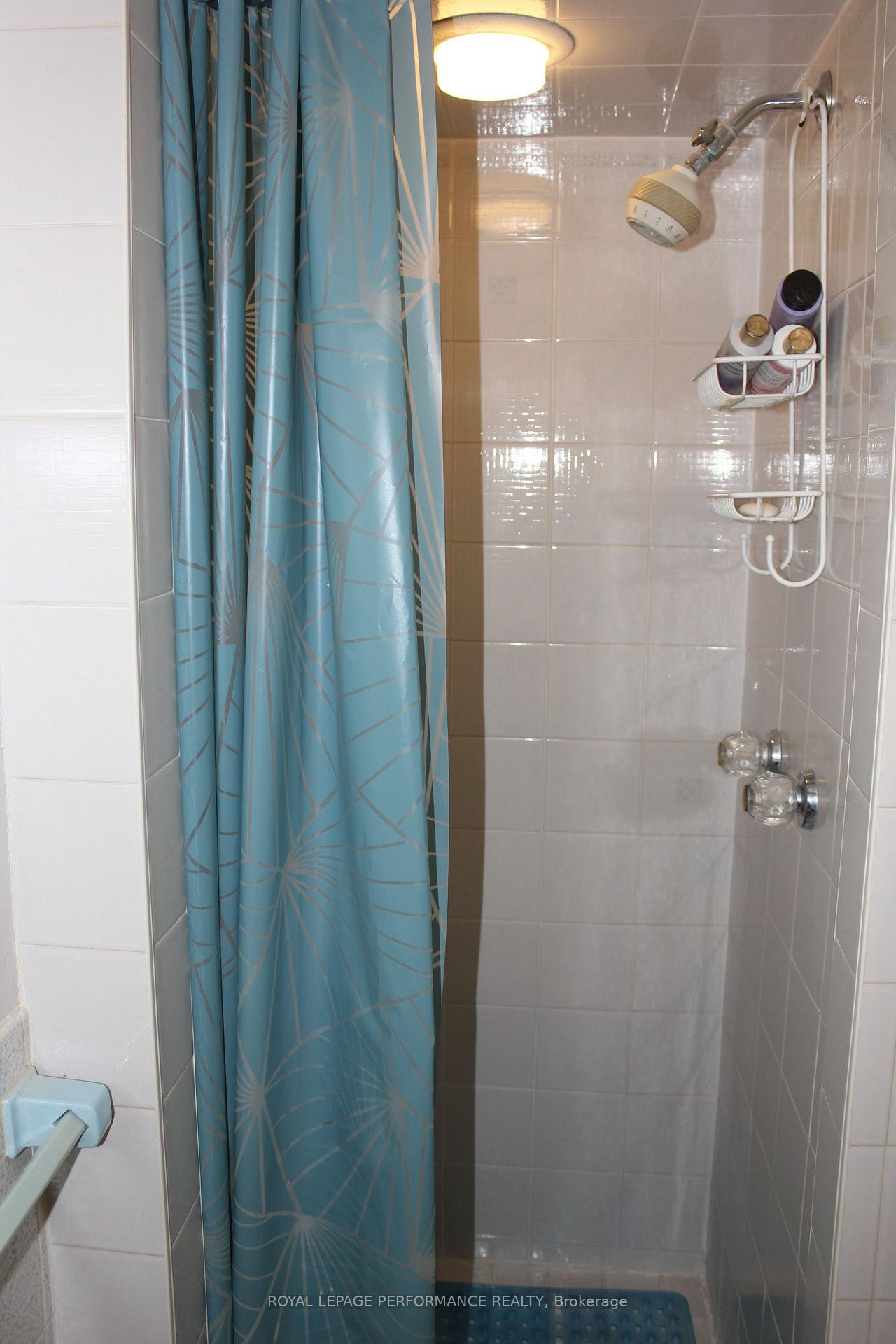 Photo 39 of 729 Iroquois Drive, Cornwall, Cornwall — HOMEH