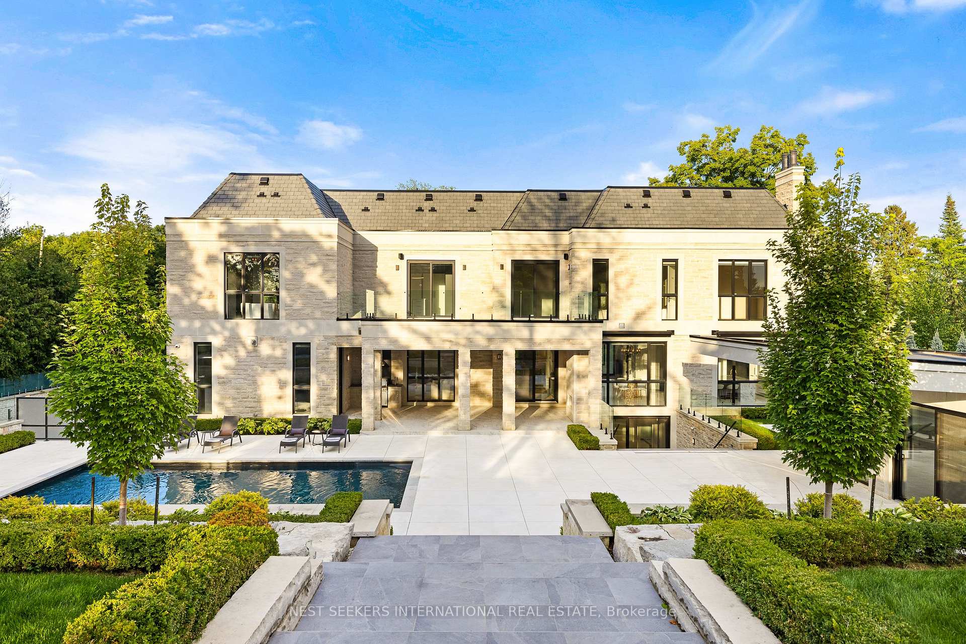 Photo of 36 Waymar Heights Boulevard