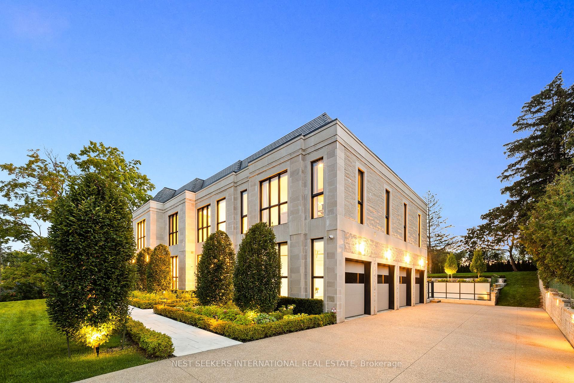 Photo 4 of 36 Waymar Heights Boulevard, Vaughan, Islington Woods — HOMEH