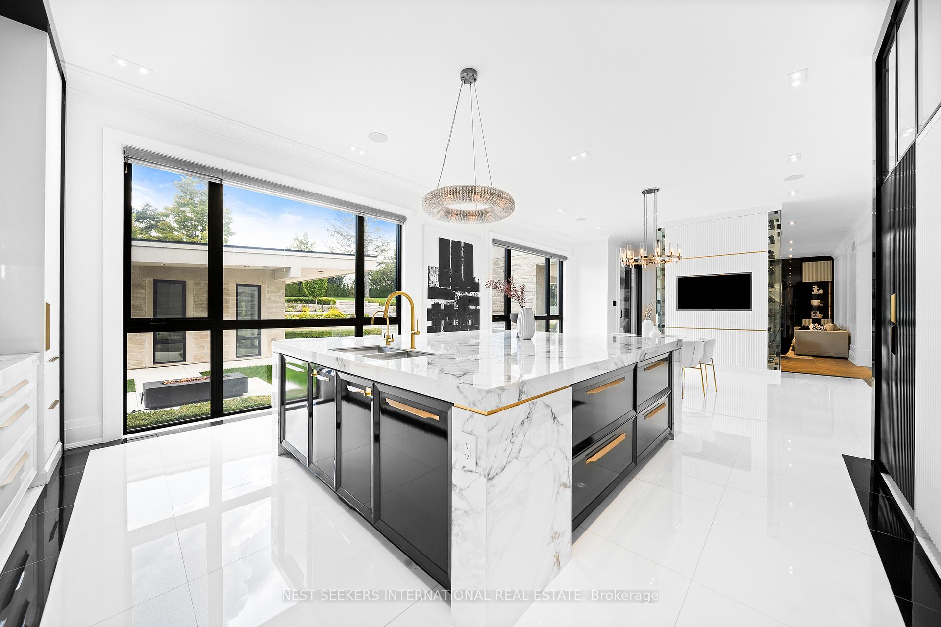 Photo 10 of 36 Waymar Heights Boulevard, Vaughan, Islington Woods — HOMEH