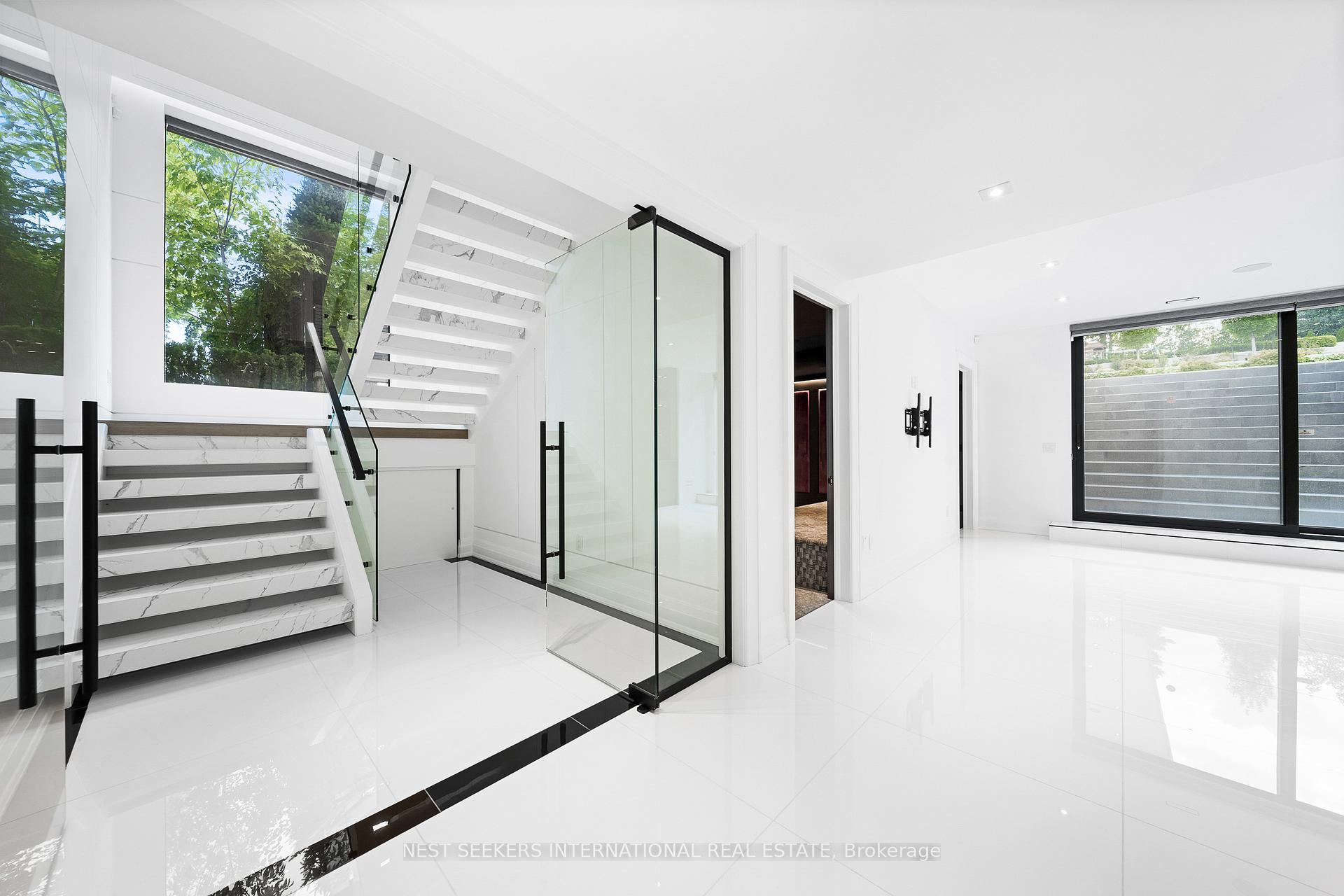 Photo 35 of 36 Waymar Heights Boulevard, Vaughan, Islington Woods — HOMEH