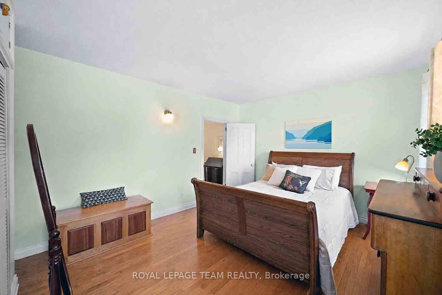 Photo 35 of 236 Cathcart Street, Ottawa, Lower Town/Byward Market — HOMEH