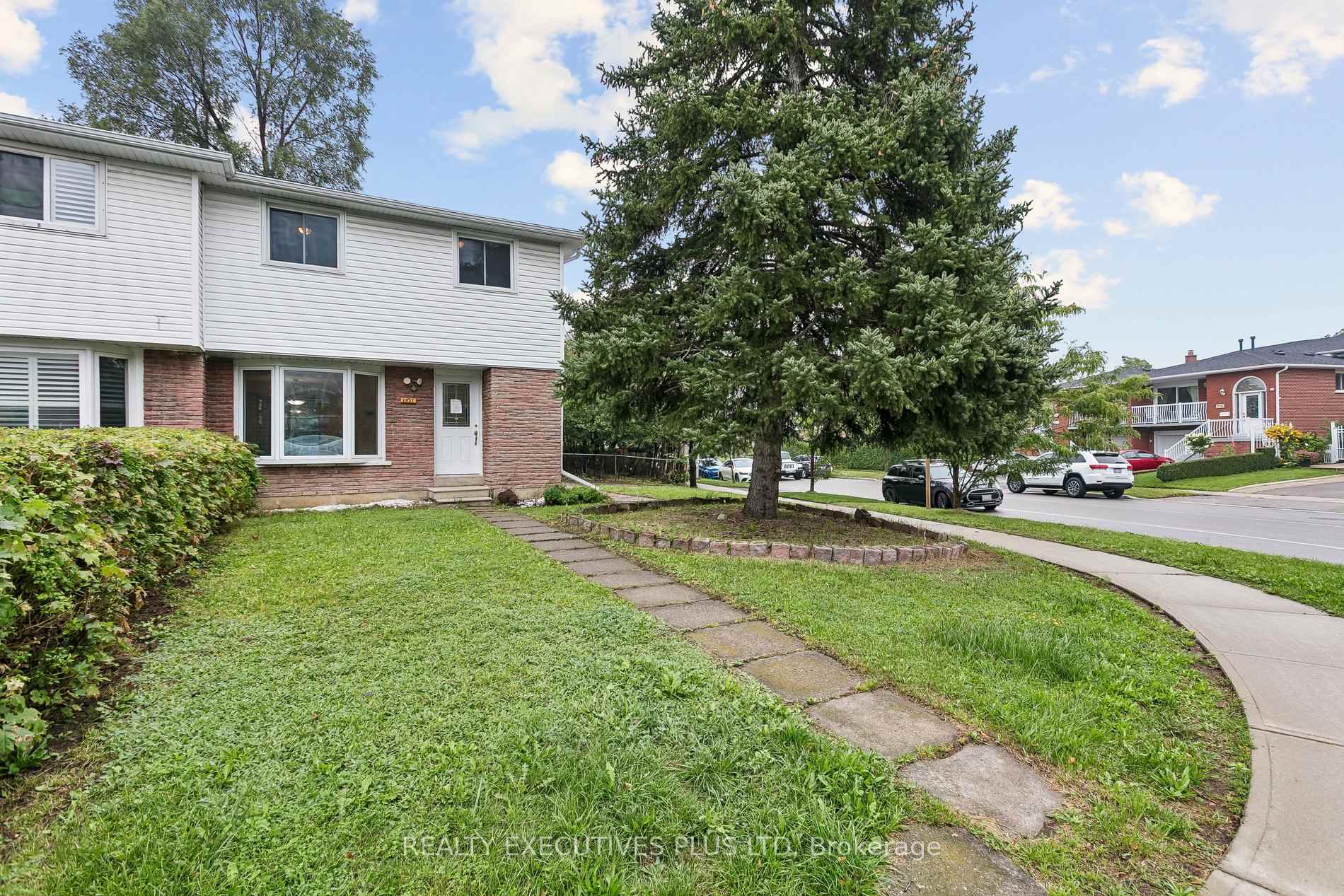 Front of 1037 Stainton Drive