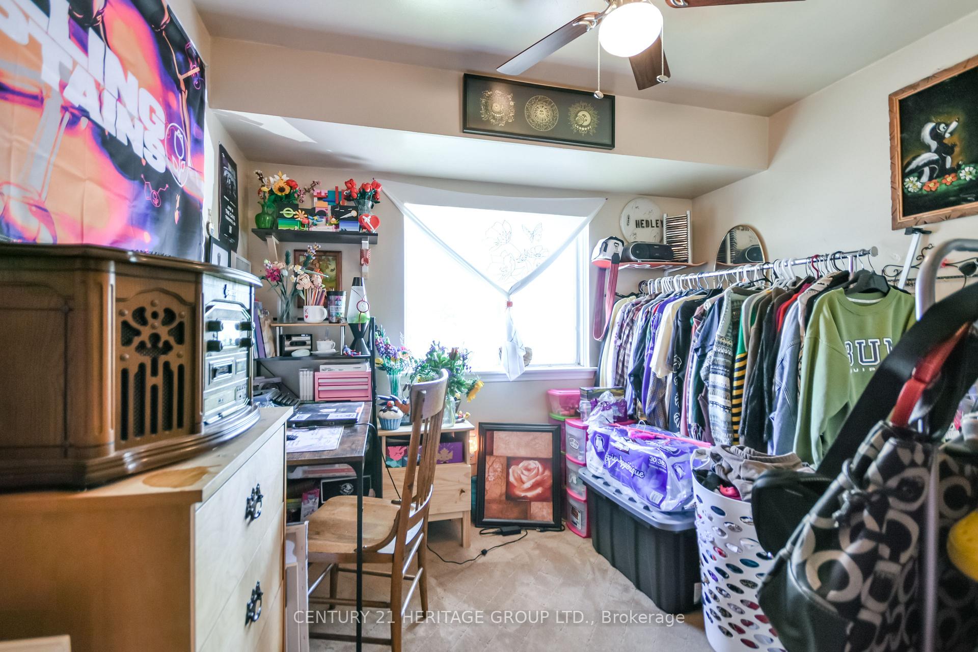 Photo 25 of 85 Chaucer Crescent, Barrie, Letitia Heights — HOMEH