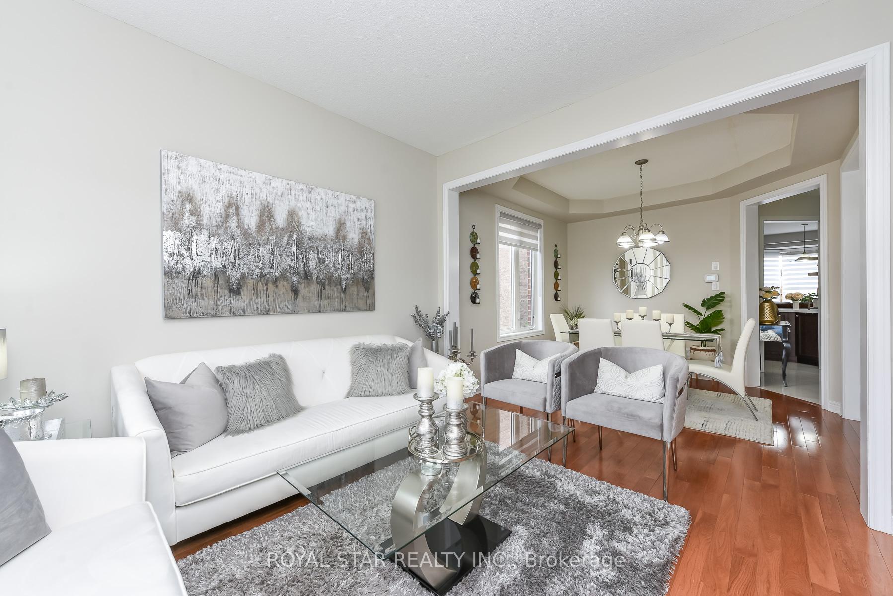 Photo 9 of 38 Robitaille Drive, Brampton, Sandringham-Wellington — HOMEH