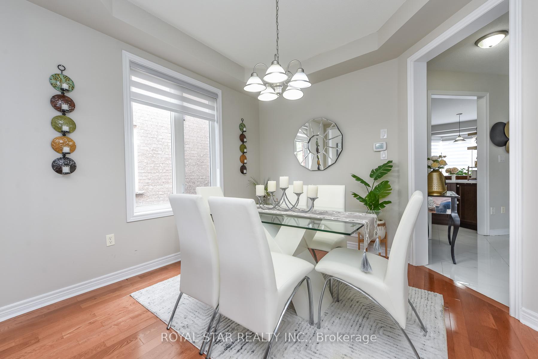 Photo 11 of 38 Robitaille Drive, Brampton, Sandringham-Wellington — HOMEH