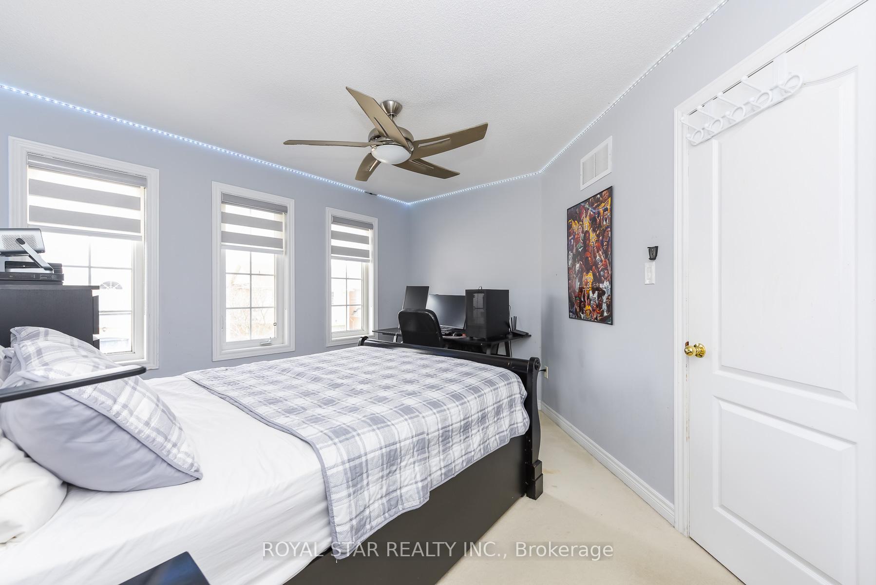 Photo 34 of 38 Robitaille Drive, Brampton, Sandringham-Wellington — HOMEH