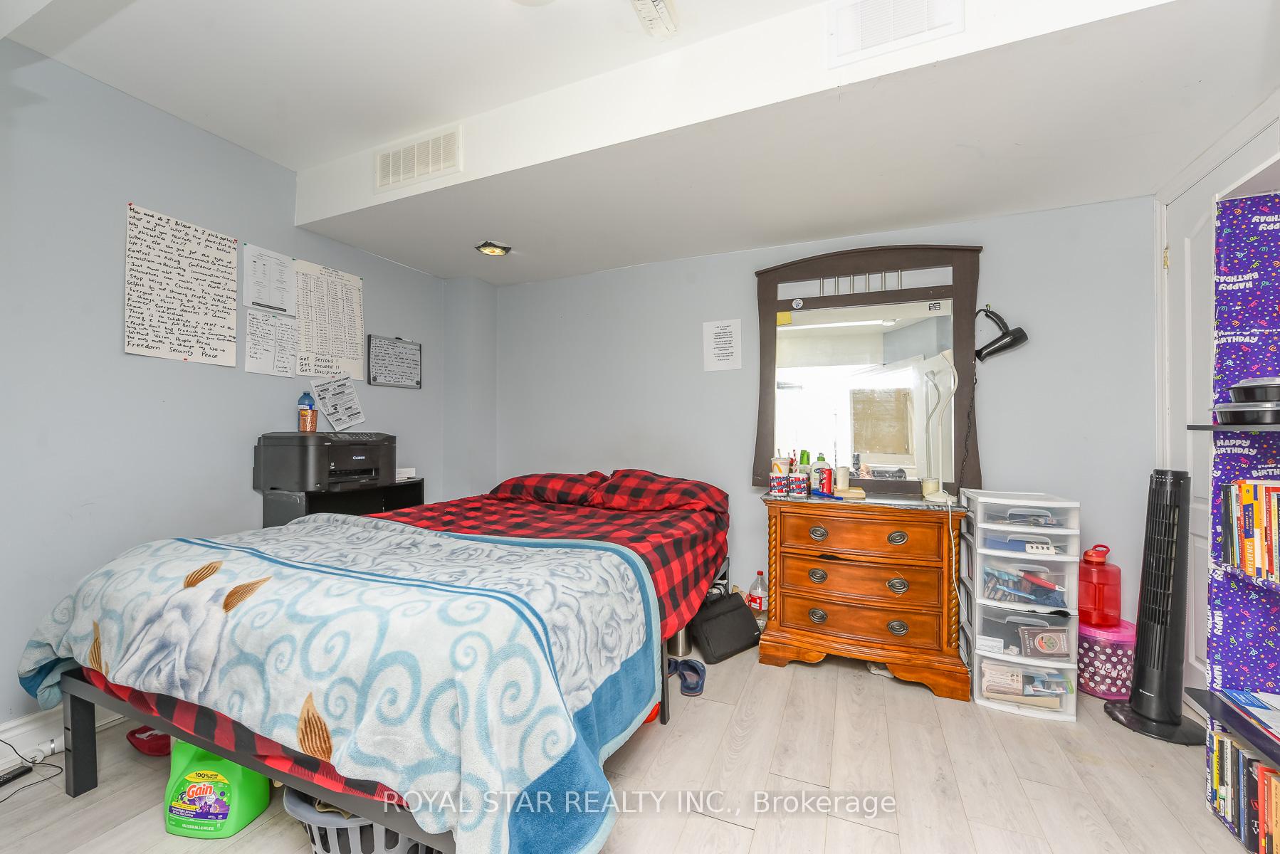 Photo 49 of 38 Robitaille Drive, Brampton, Sandringham-Wellington — HOMEH