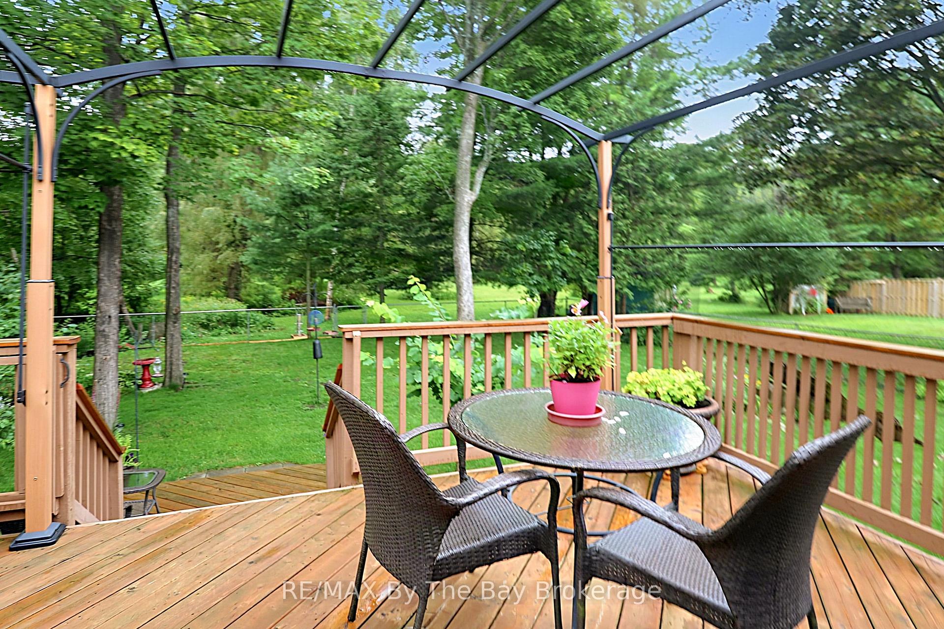 Photo 30 of 49 Royal Beech Drive, Wasaga Beach — HOMEH