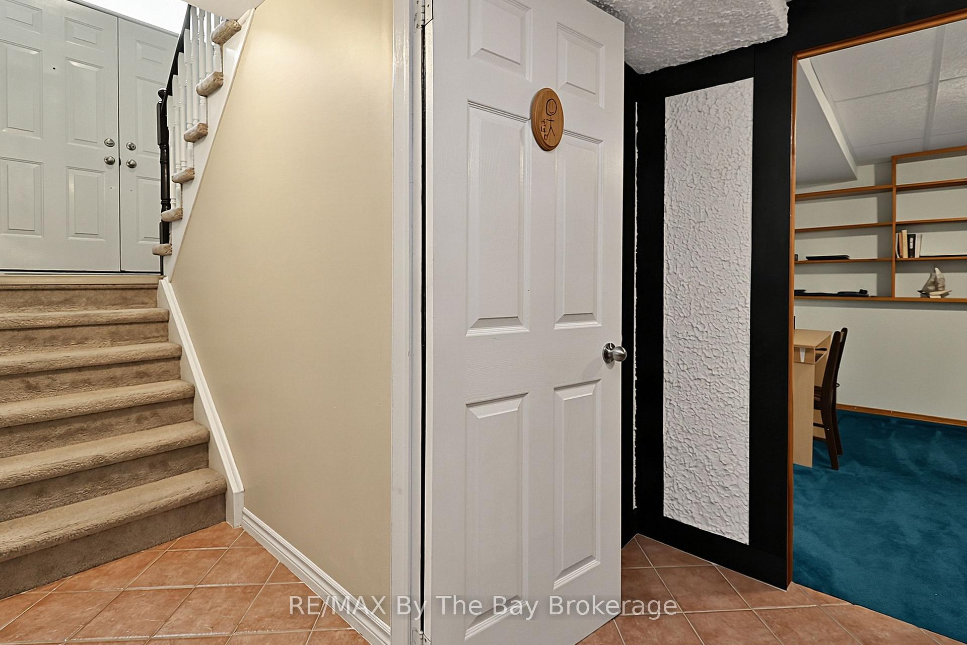 Photo 39 of 49 Royal Beech Drive, Wasaga Beach — HOMEH