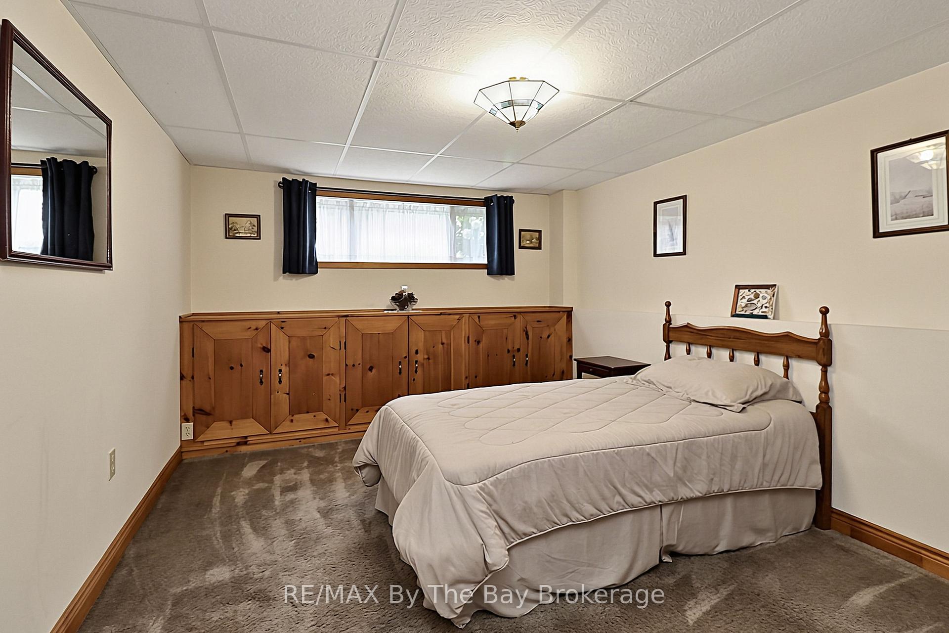 Photo 43 of 49 Royal Beech Drive, Wasaga Beach — HOMEH