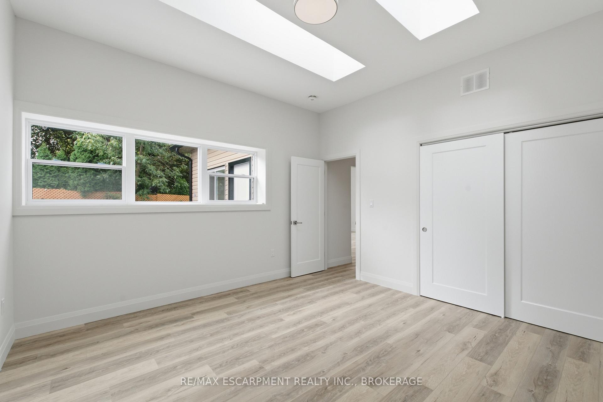 Photo 13 of Unit 3, 18 Princess Street, St. Catharines, E. Chester — HOMEH