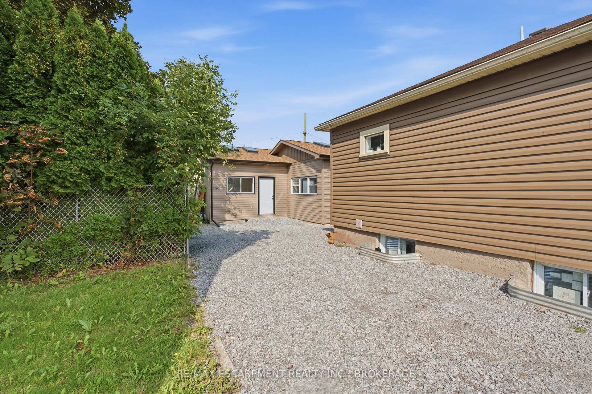 Photo 17 of Unit 3, 18 Princess Street, St. Catharines, E. Chester — HOMEH