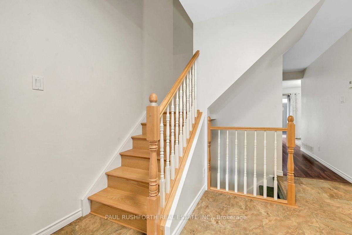 Photo 4 of 597 Canotia Place, Ottawa, Fallingbrook/Pineridge — HOMEH