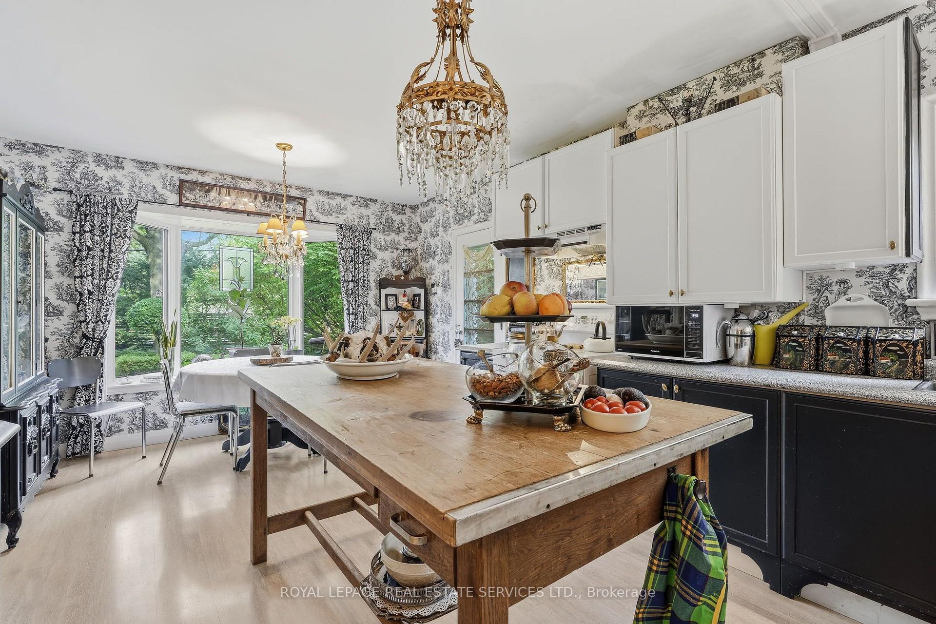 Photo 15 of 344 Maple Avenue, Oakville, Old Oakville — HOMEH
