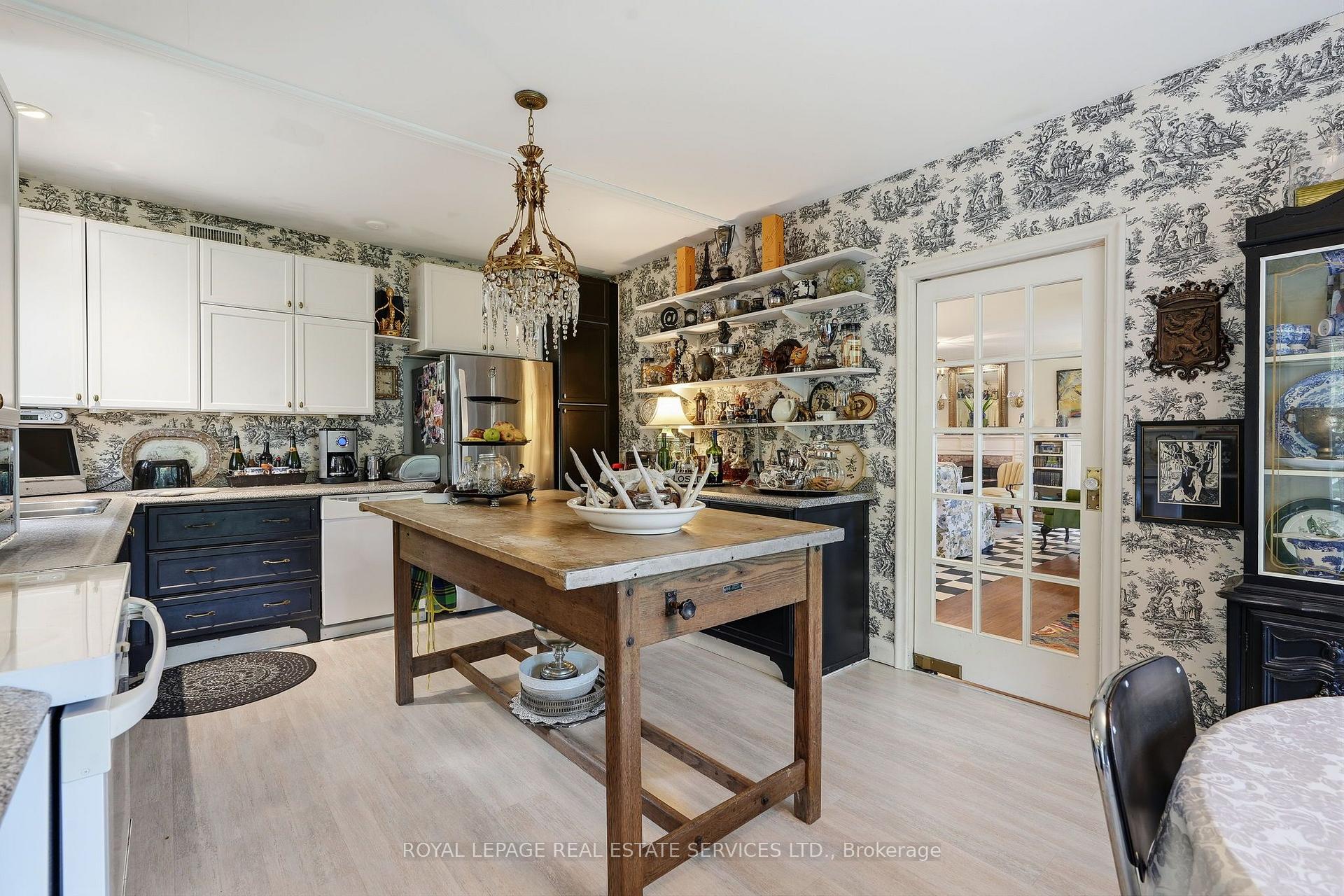 Photo 20 of 344 Maple Avenue, Oakville, Old Oakville — HOMEH