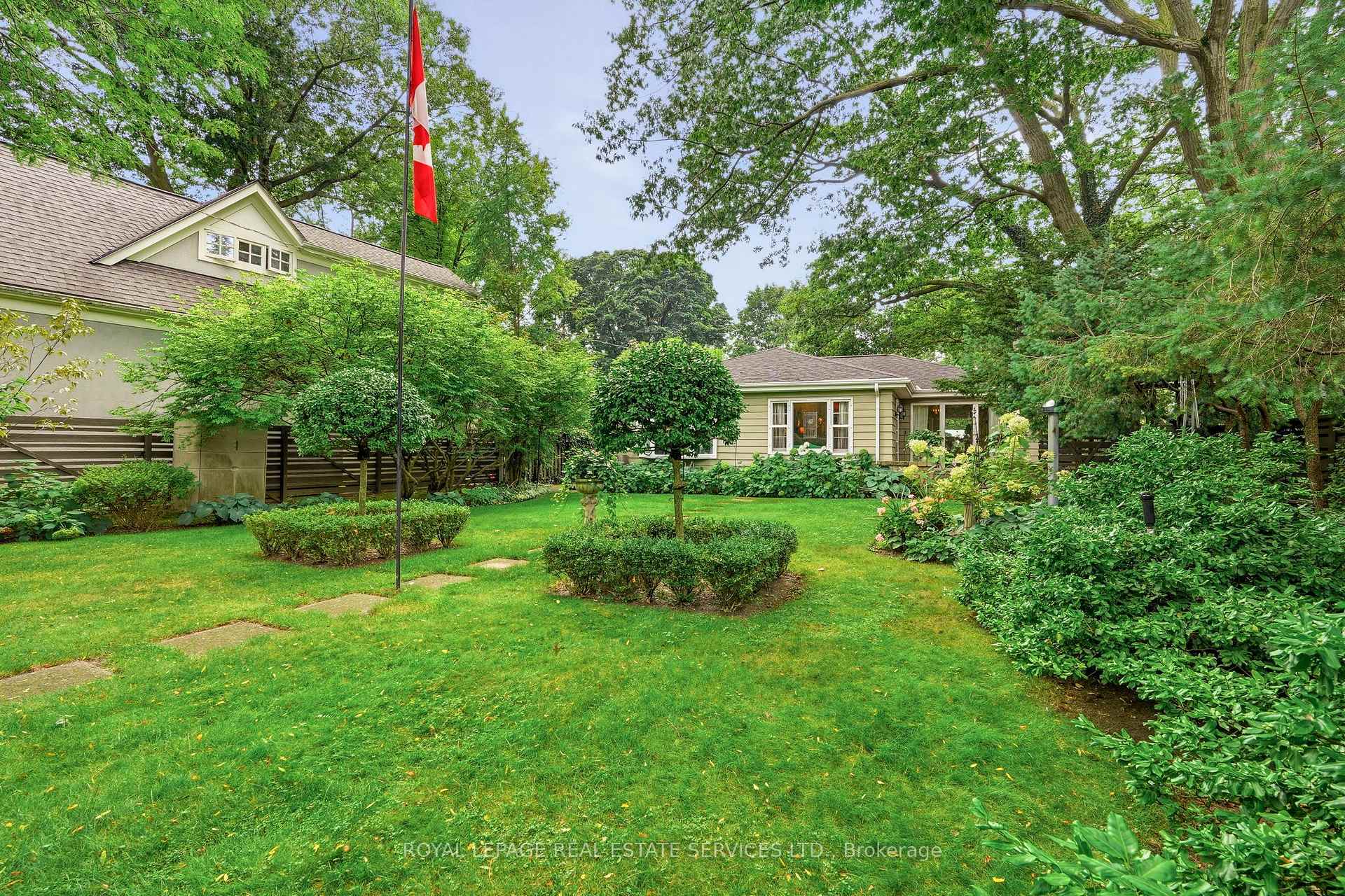 Photo 36 of 344 Maple Avenue, Oakville, Old Oakville — HOMEH