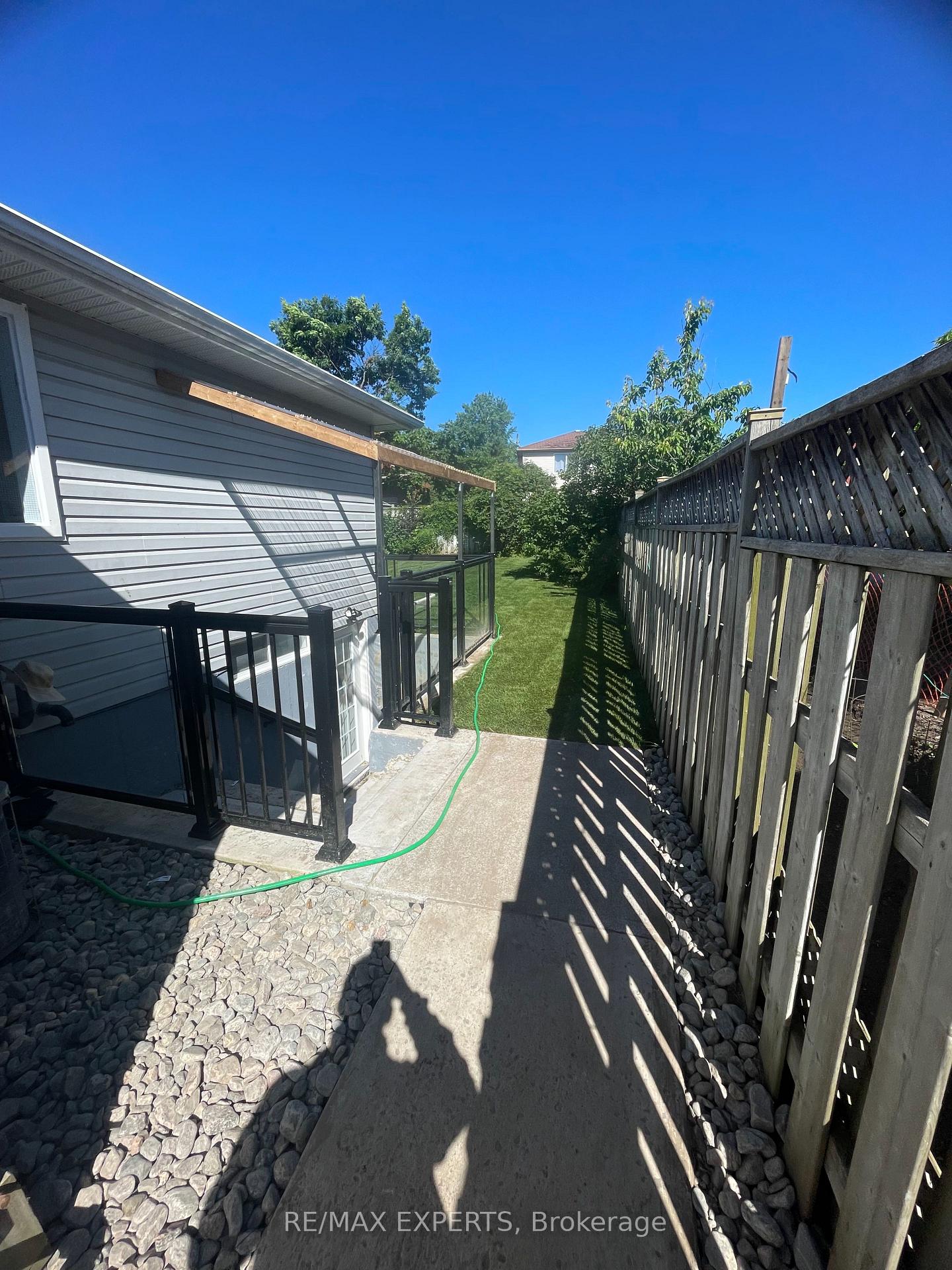 Photo 4 of Unit BSMT, 70 Marsellus Drive, Barrie, Holly — HOMEH