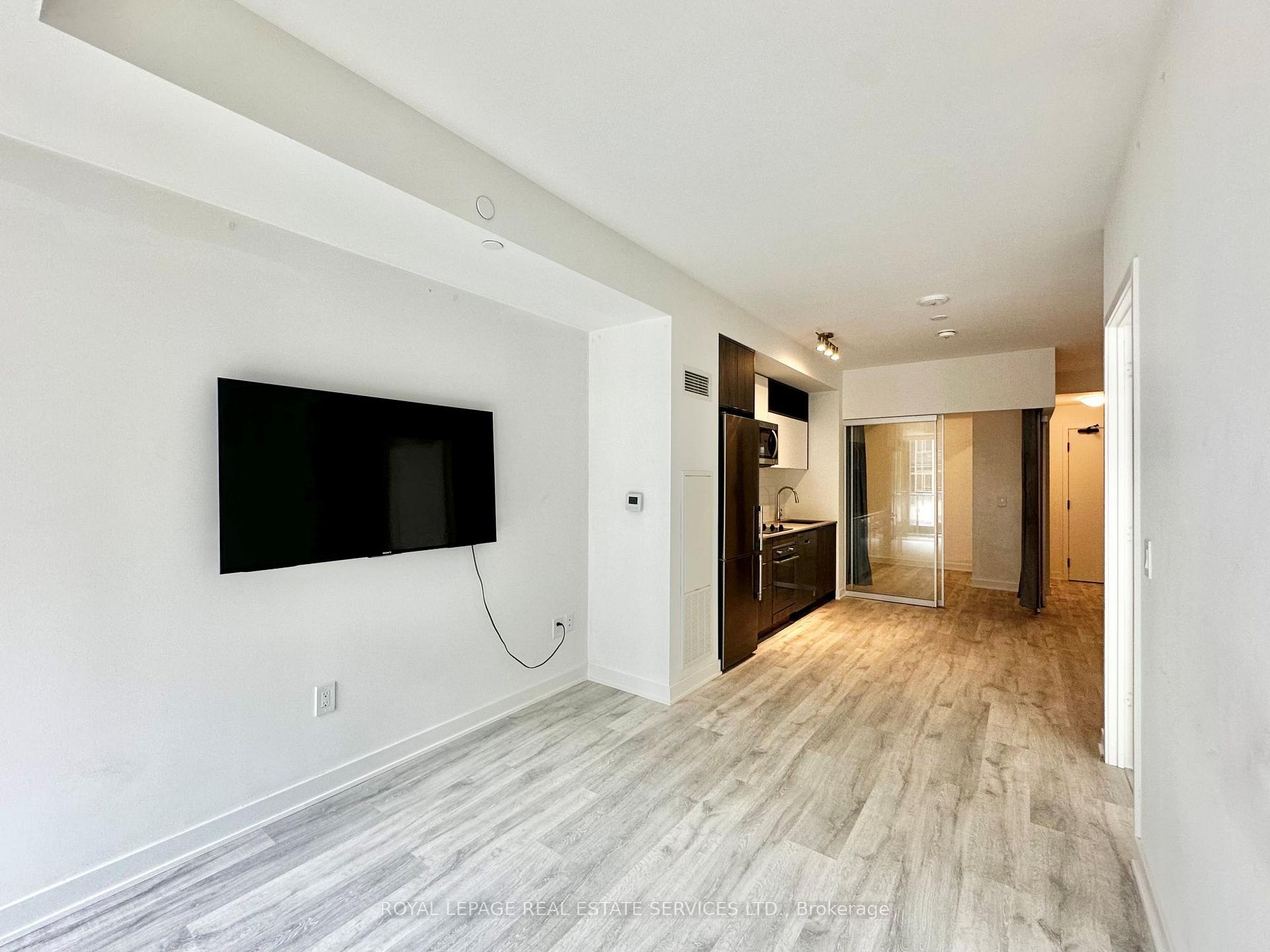 Photo 3 of Unit 338, 60 Princess Street, Toronto, Waterfront Communities — HOMEH