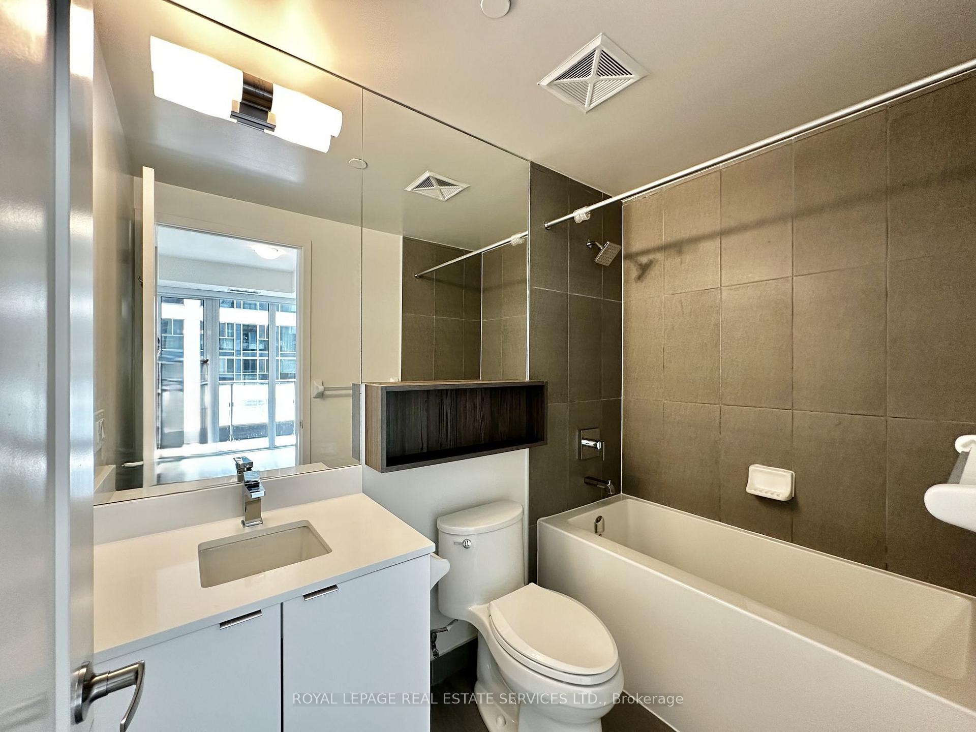 Photo 13 of Unit 338, 60 Princess Street, Toronto, Waterfront Communities — HOMEH