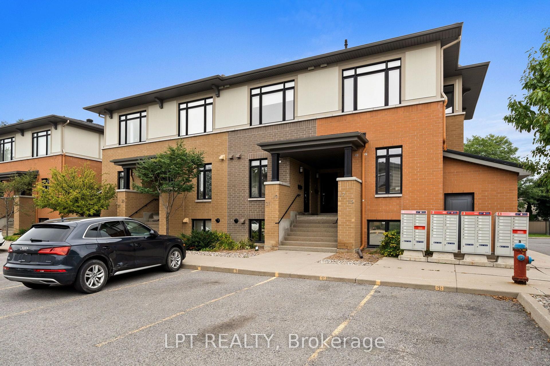 Photo 7 of Unit 82, 21 Bergeron Private, Ottawa, Chapel Hill — HOMEH