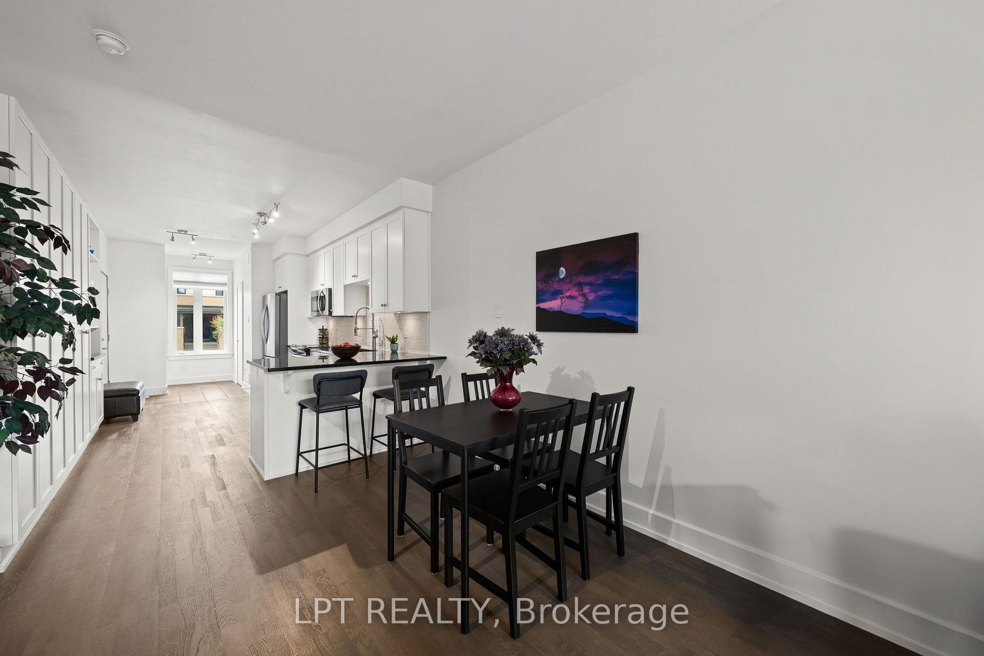 Photo 21 of Unit 82, 21 Bergeron Private, Ottawa, Chapel Hill — HOMEH