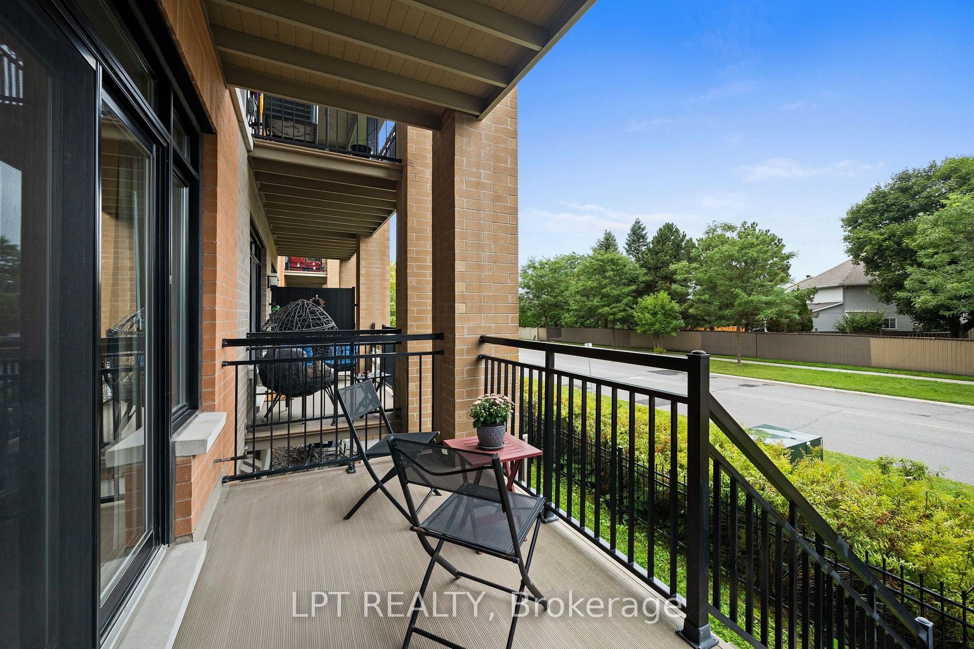 Photo 37 of Unit 82, 21 Bergeron Private, Ottawa, Chapel Hill — HOMEH