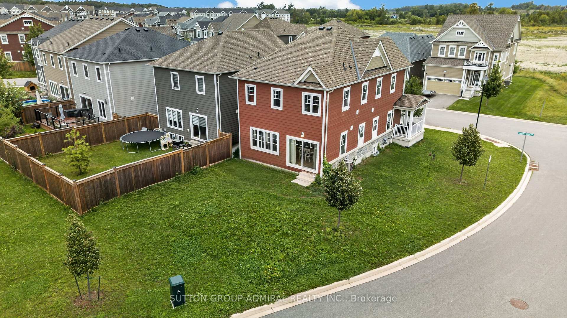 Photo 33 of 47 Sandhill Crane Drive, Wasaga Beach — HOMEH