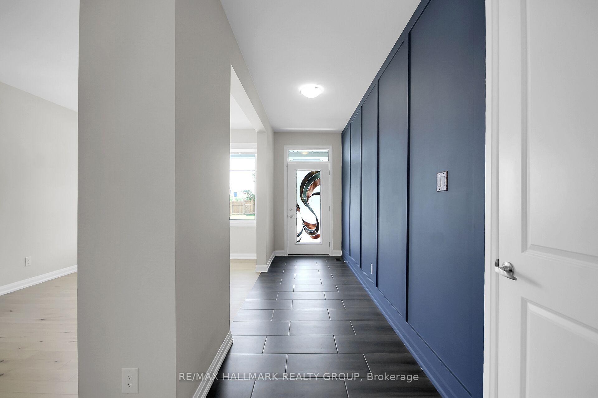 Photo 3 of 238 Pursuit Terrace, Ottawa, Richmond — HOMEH