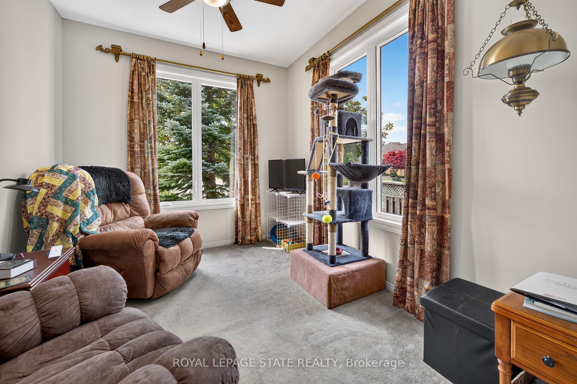 Photo 27 of 159 Thoroughbred Boulevard, Hamilton, Meadowlands — HOMEH
