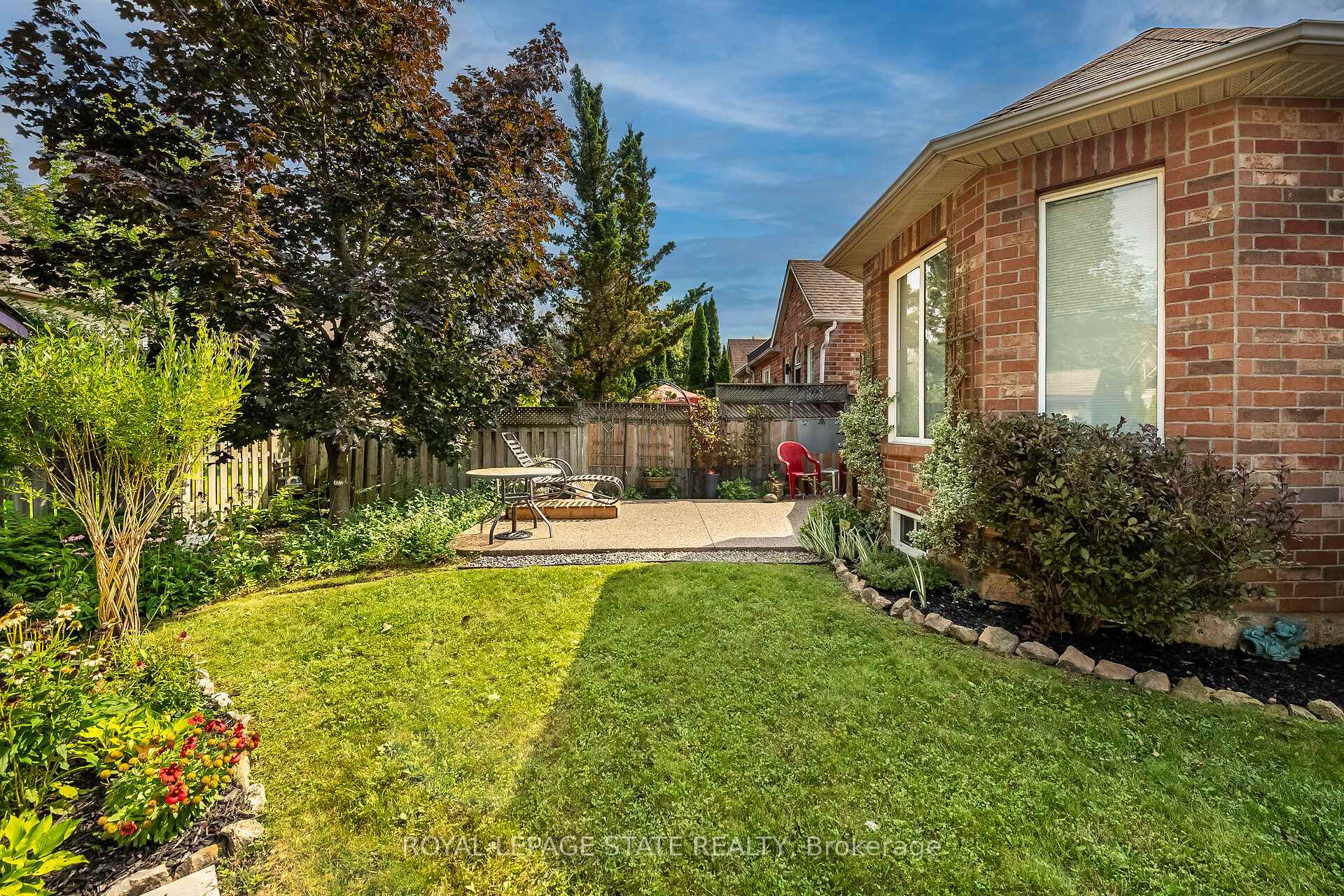 Photo 43 of 159 Thoroughbred Boulevard, Hamilton, Meadowlands — HOMEH