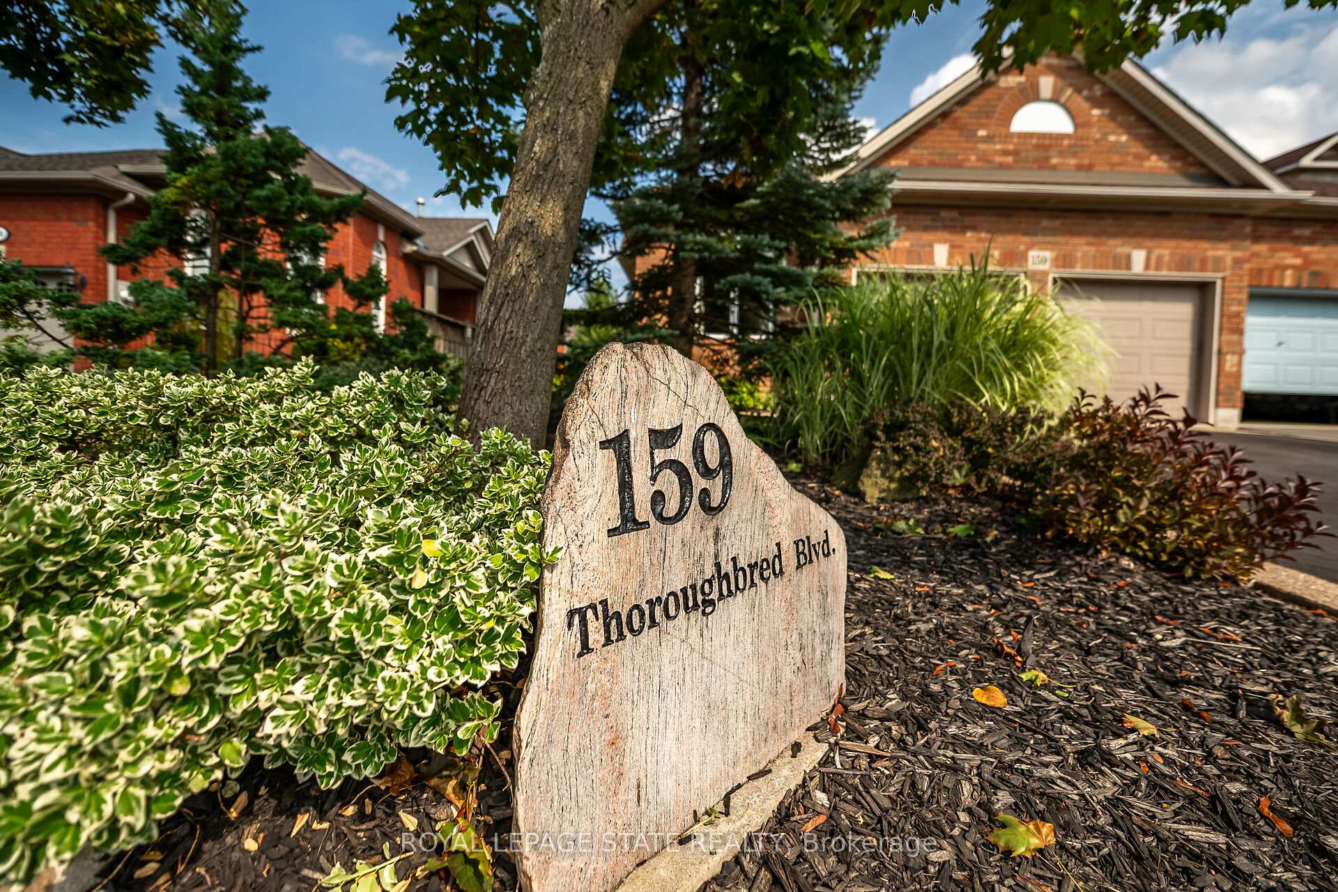 Photo 51 of 159 Thoroughbred Boulevard, Hamilton, Meadowlands — HOMEH