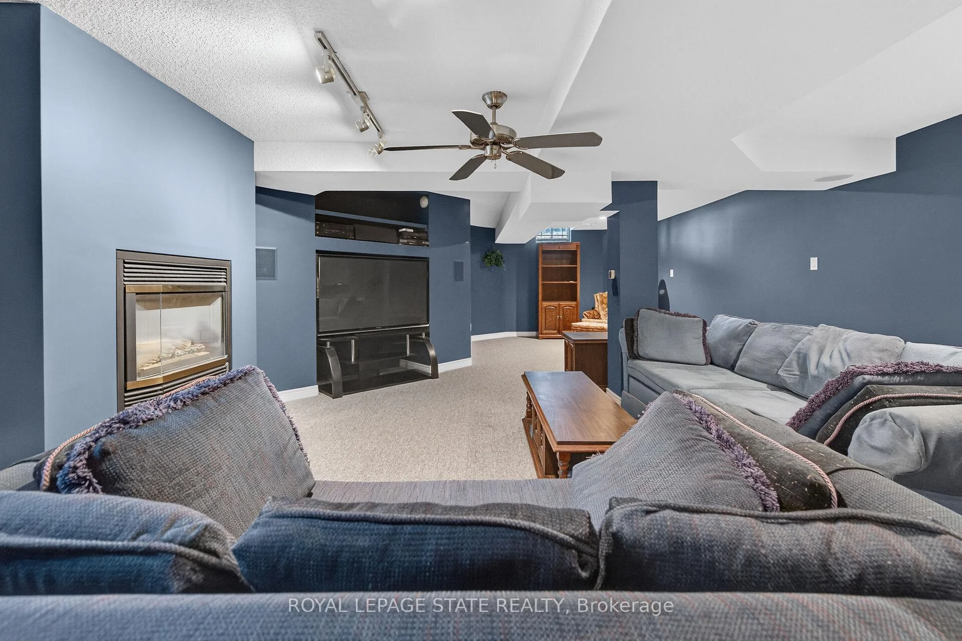 Photo 37 of 159 Thoroughbred Boulevard, Hamilton, Meadowlands — HOMEH