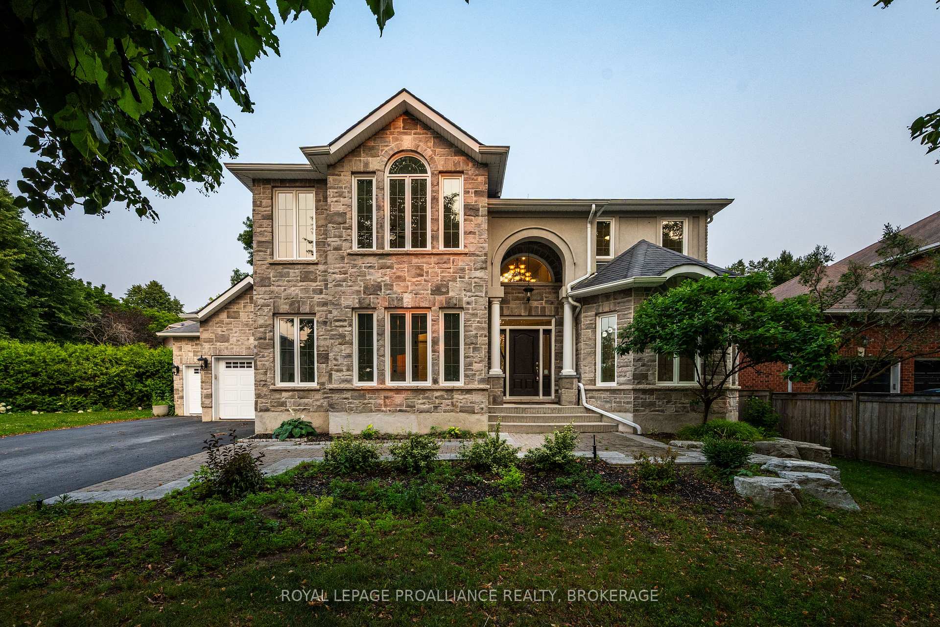 Photo of 81 Kenwoods Circle