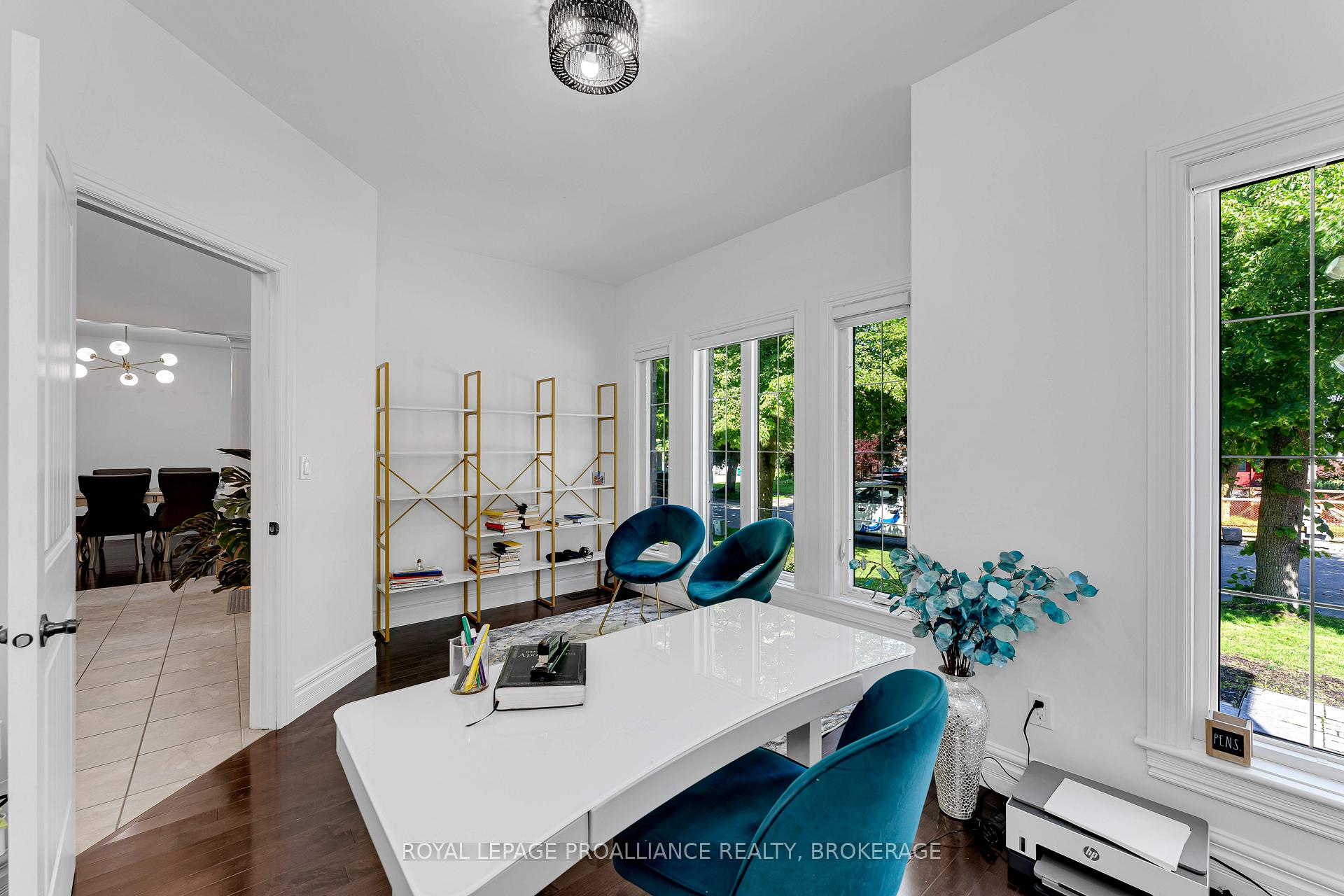 Photo 6 of 81 Kenwoods Circle, Kingston, Kingston East (Incl Barret Crt) — HOMEH