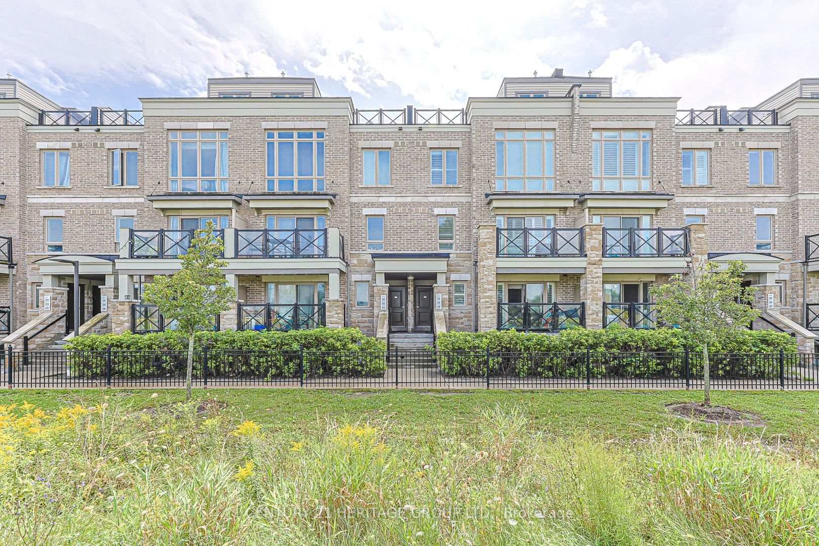 Photo 1 of Unit 216, 10 Dunshealth Way, Markham, Cornell — HOMEH
