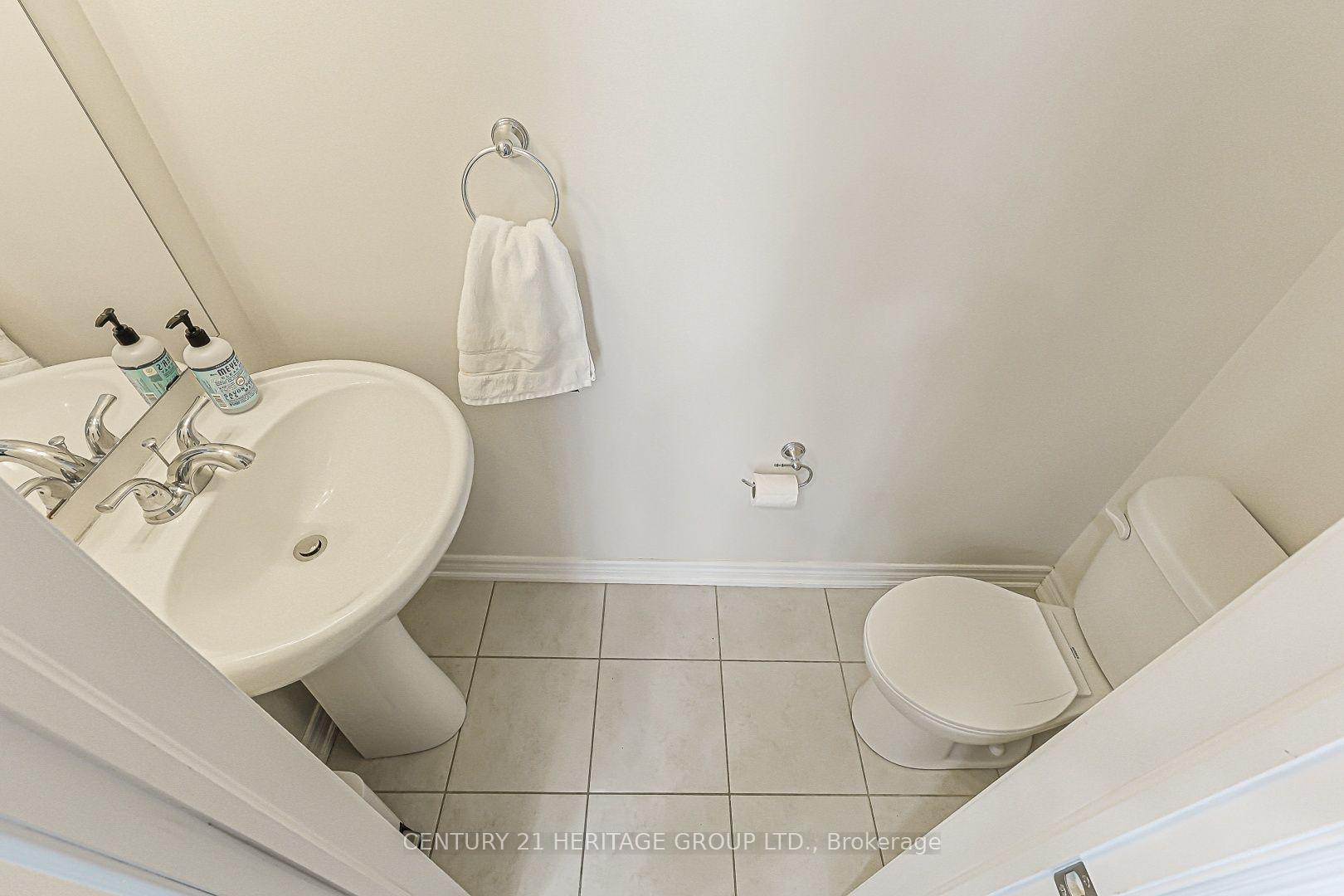 Photo 7 of Unit 216, 10 Dunshealth Way, Markham, Cornell — HOMEH