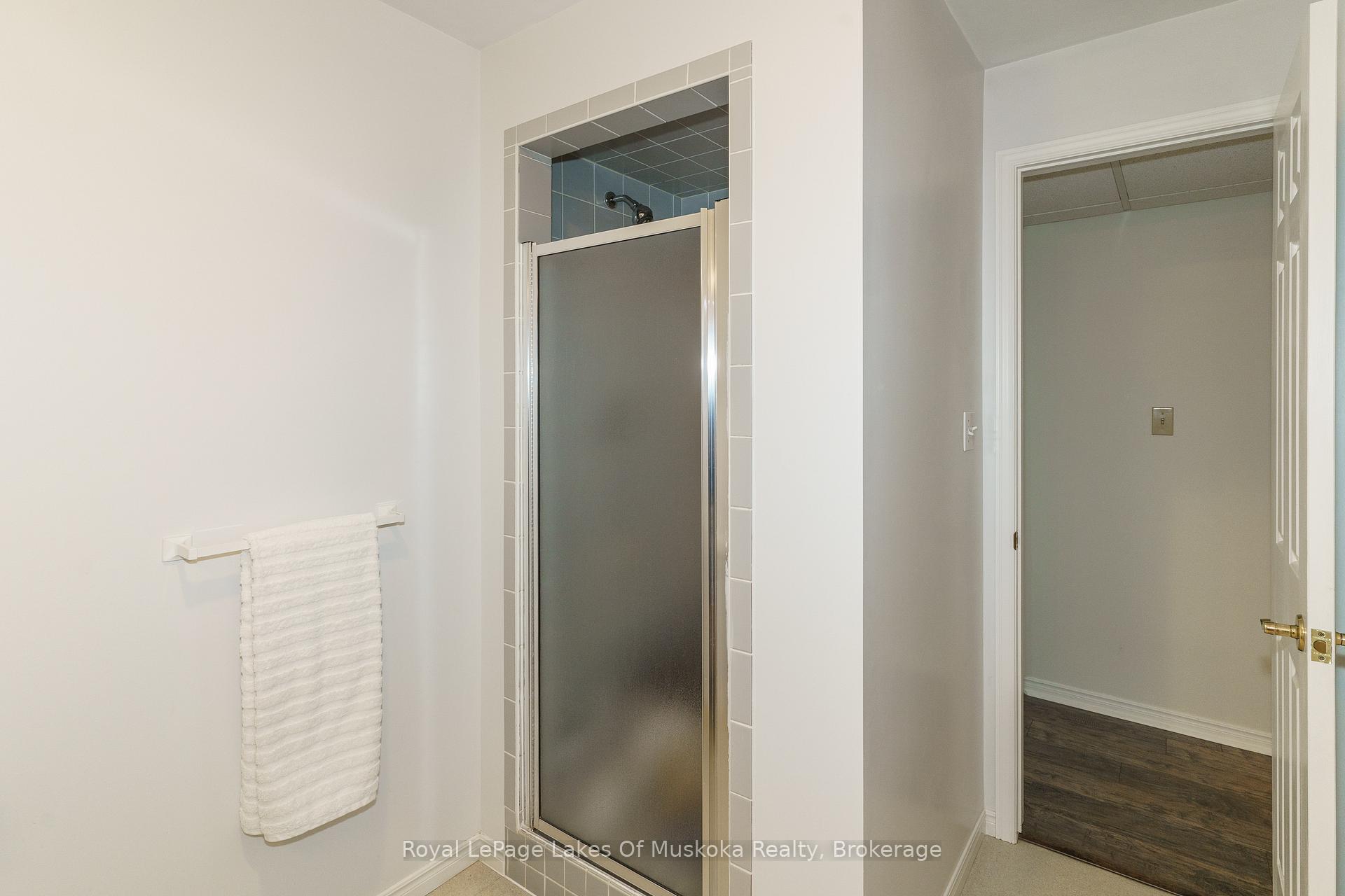 Photo 26 of 1020 Amelia Crescent, Gravenhurst, Morrison — HOMEH