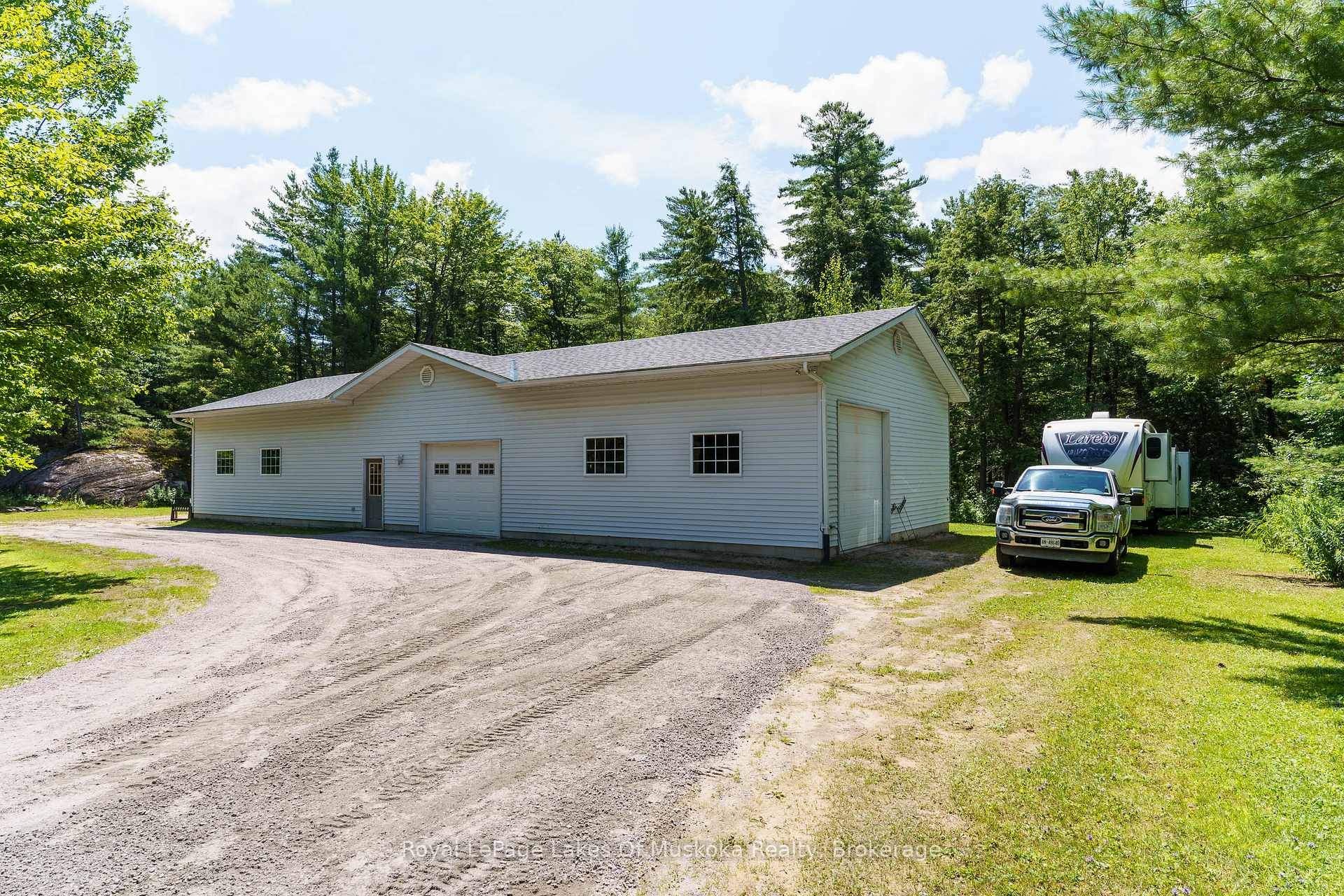 Photo 30 of 1020 Amelia Crescent, Gravenhurst, Morrison — HOMEH