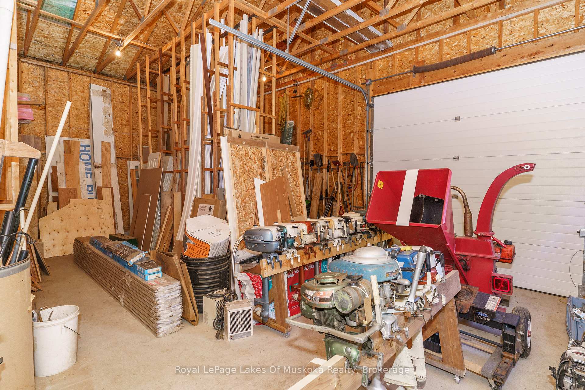 Photo 35 of 1020 Amelia Crescent, Gravenhurst, Morrison — HOMEH