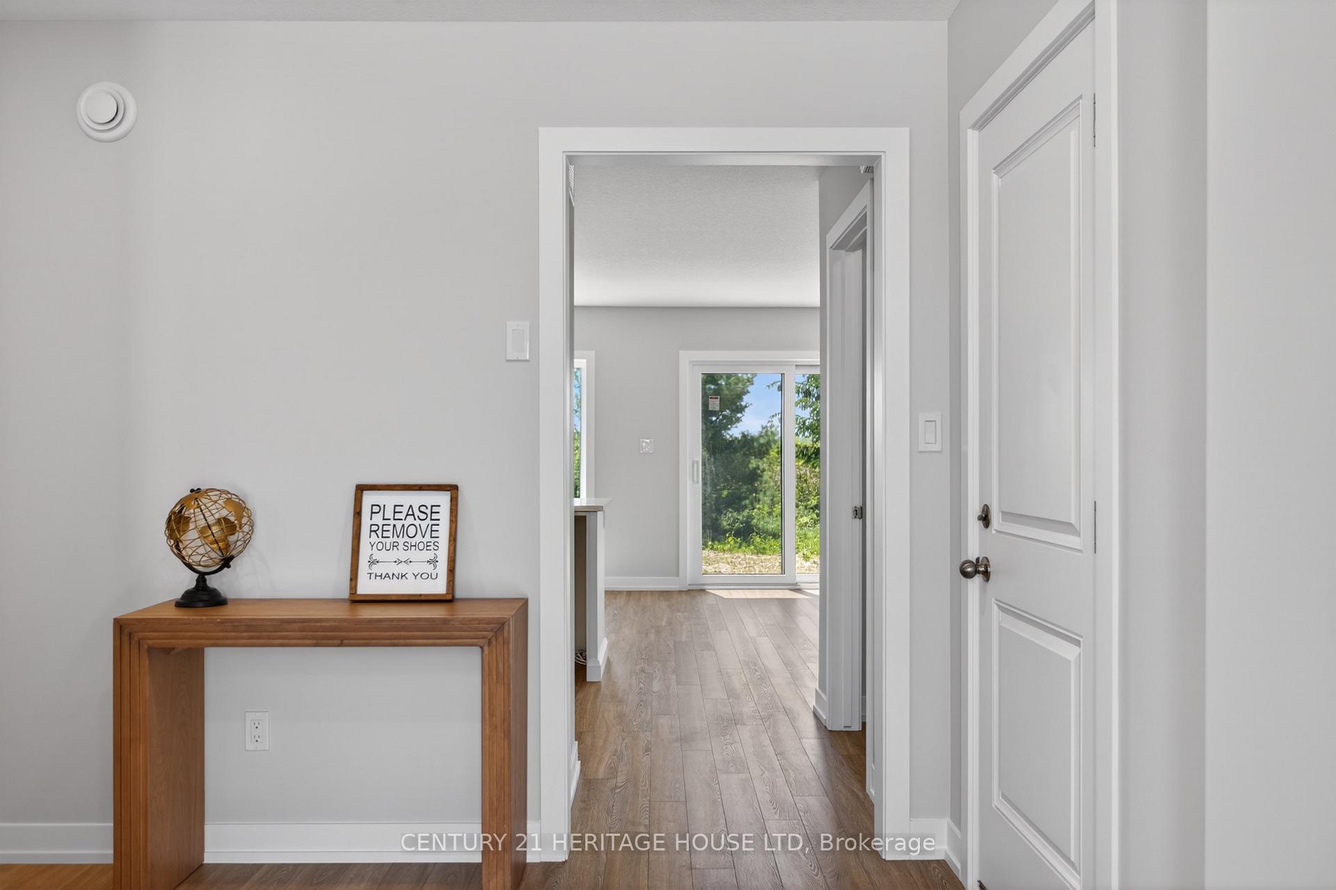Photo 6 of 115 Styles Drive, St. Thomas — HOMEH