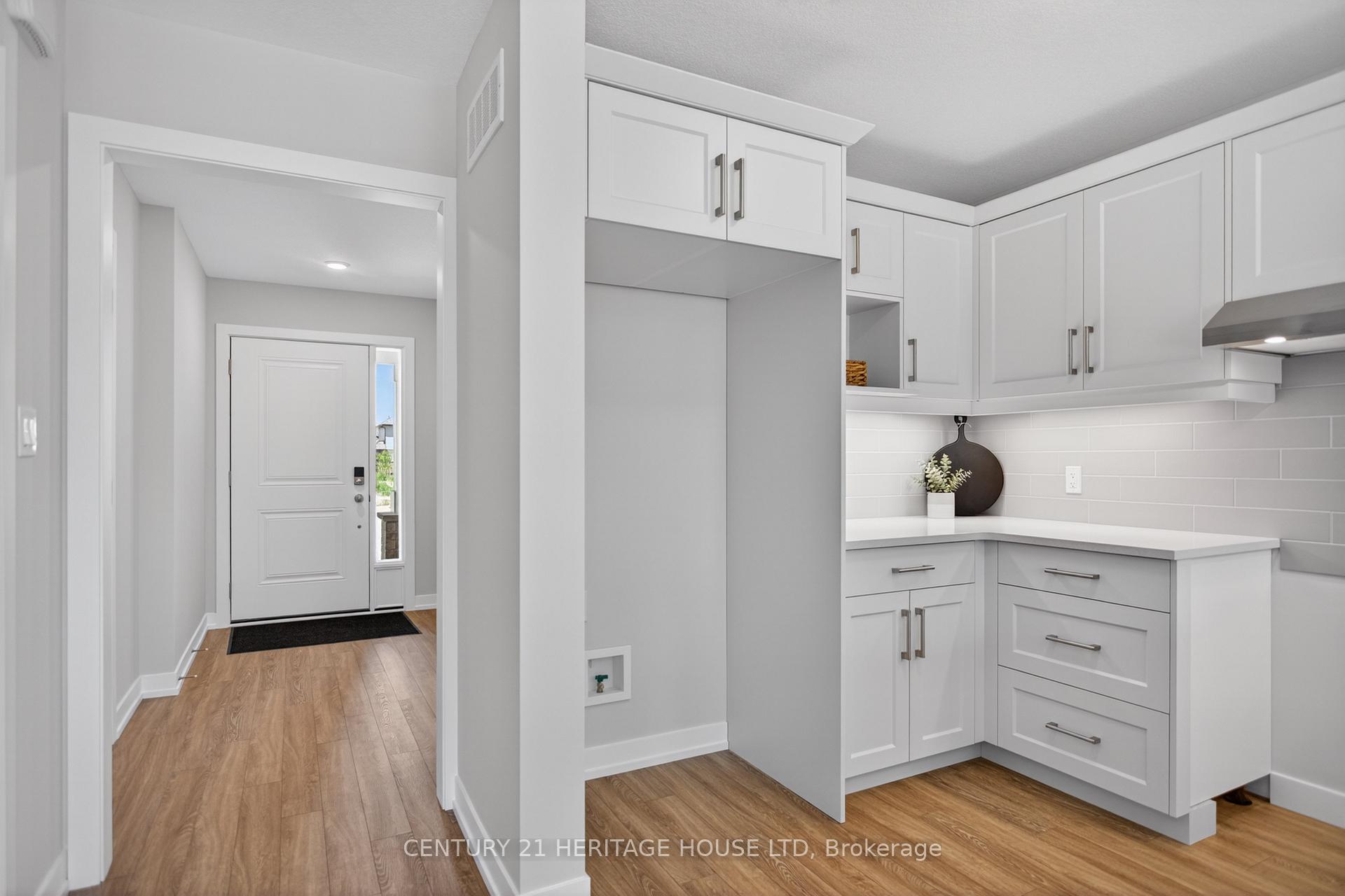 Photo 13 of 115 Styles Drive, St. Thomas — HOMEH
