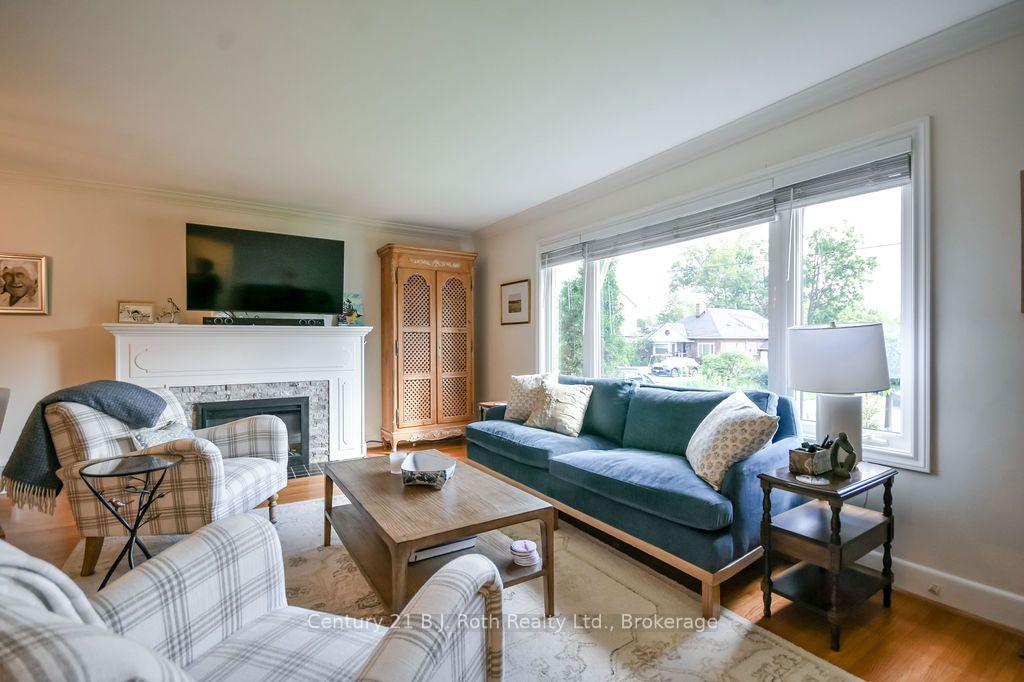 Photo 6 of 157 Parkview Avenue, Orillia — HOMEH