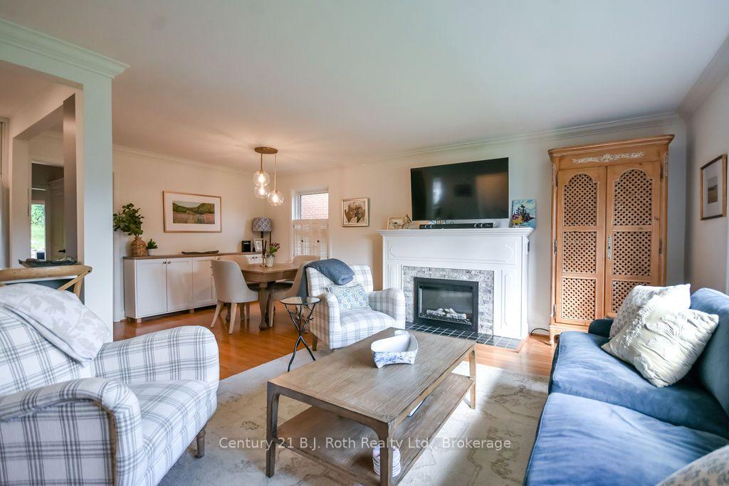 Photo 7 of 157 Parkview Avenue, Orillia — HOMEH