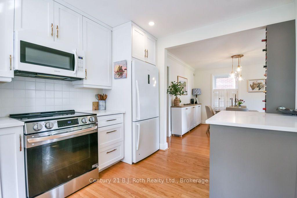 Photo 17 of 157 Parkview Avenue, Orillia — HOMEH