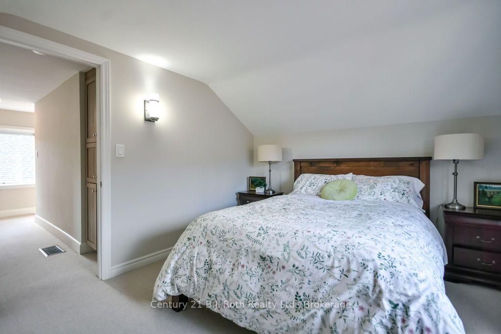Photo 23 of 157 Parkview Avenue, Orillia — HOMEH