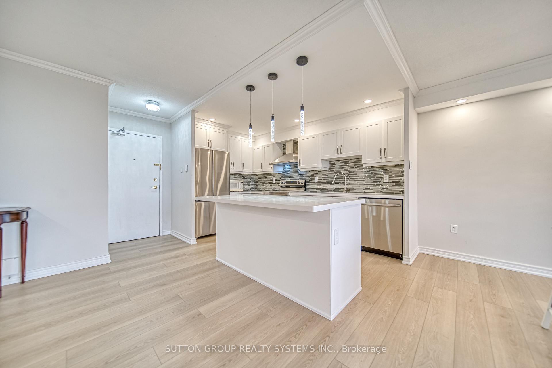 Photo 12 of Unit 1811, 260 Seneca Hill Drive, North York, Don Valley Village — HOMEH