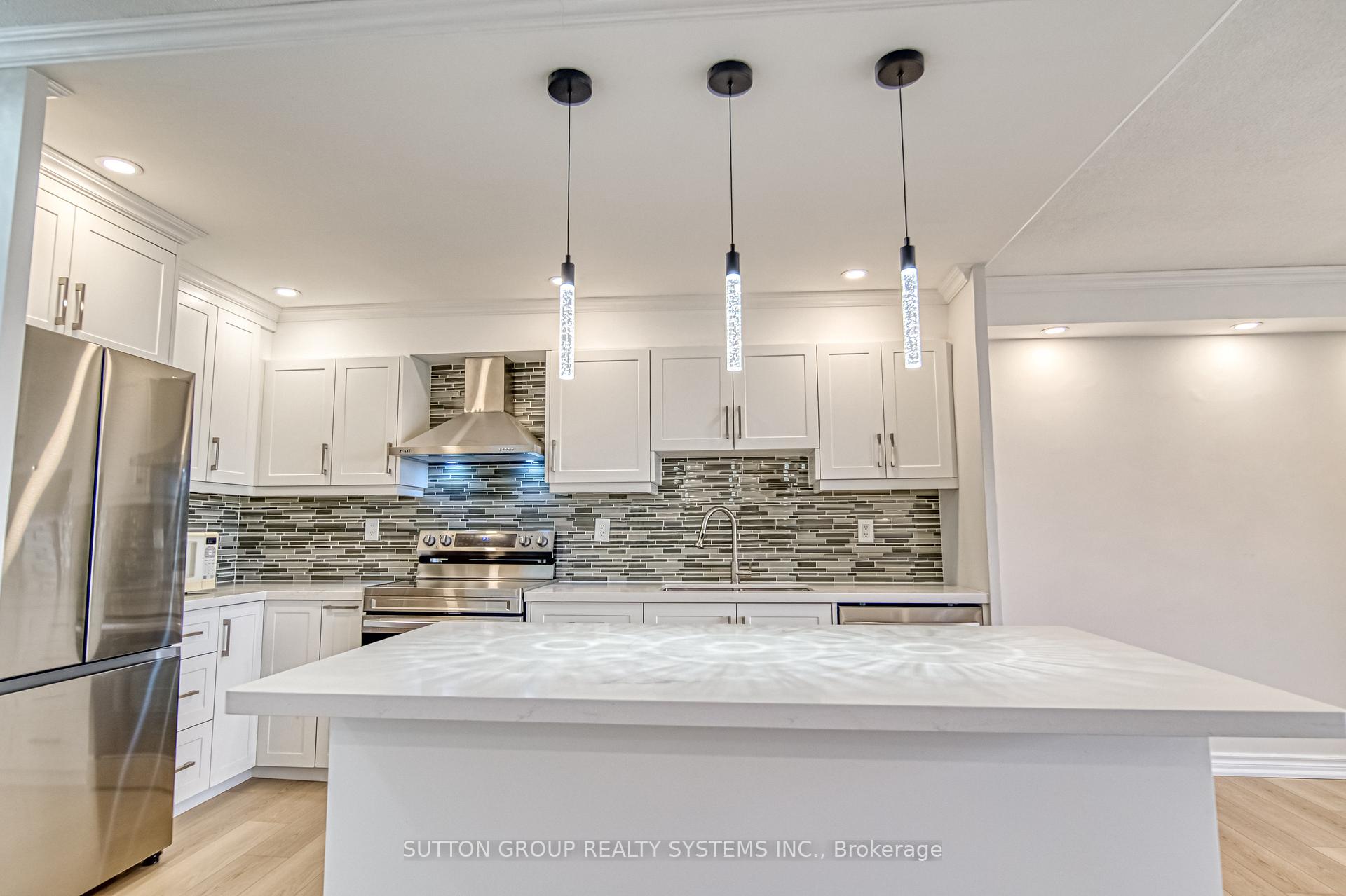 Photo 14 of Unit 1811, 260 Seneca Hill Drive, North York, Don Valley Village — HOMEH