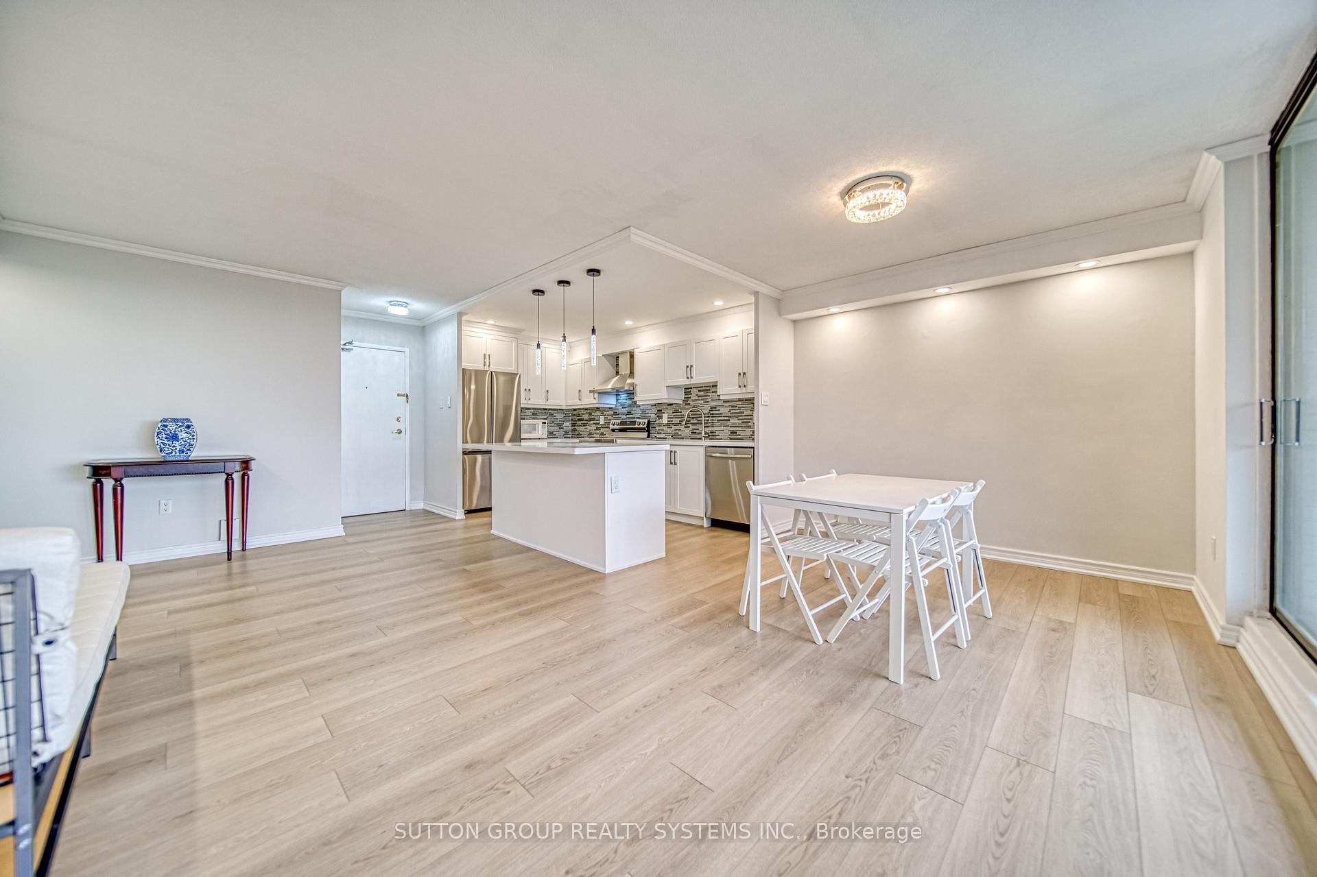 Photo 16 of Unit 1811, 260 Seneca Hill Drive, North York, Don Valley Village — HOMEH