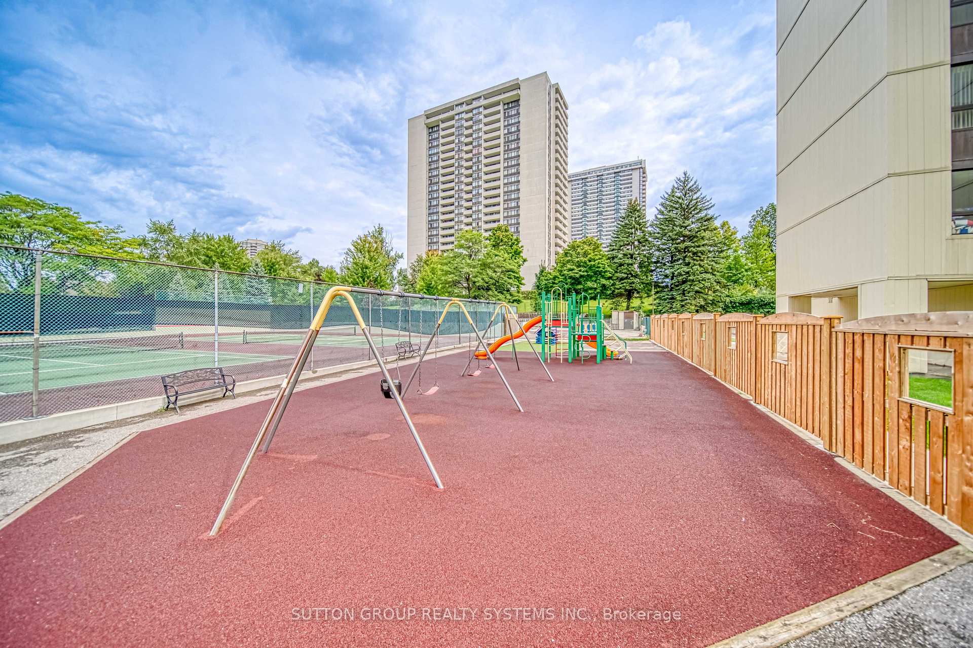 Photo 34 of Unit 1811, 260 Seneca Hill Drive, North York, Don Valley Village — HOMEH